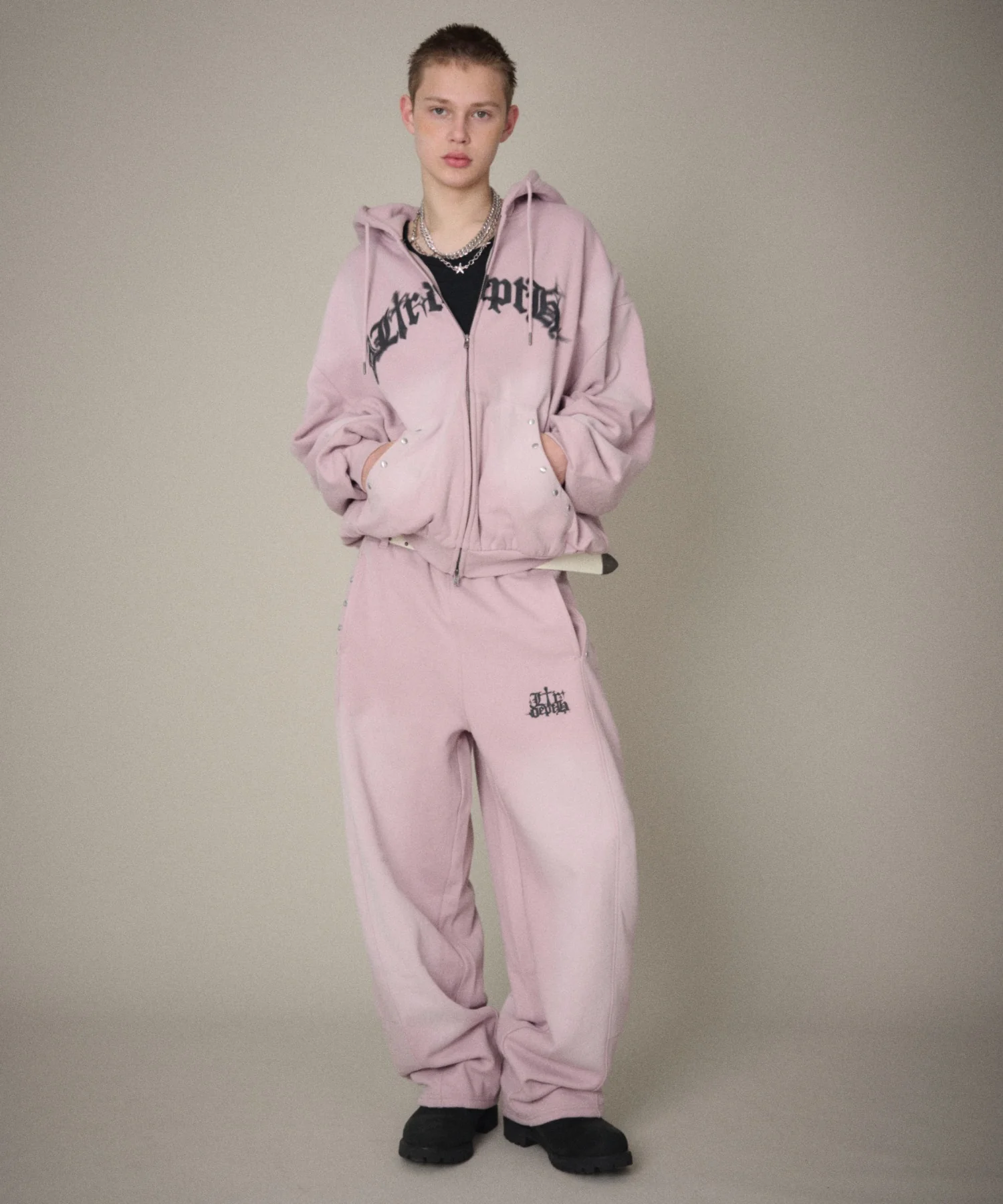 ロゴスウェットパンツ - Image 16
