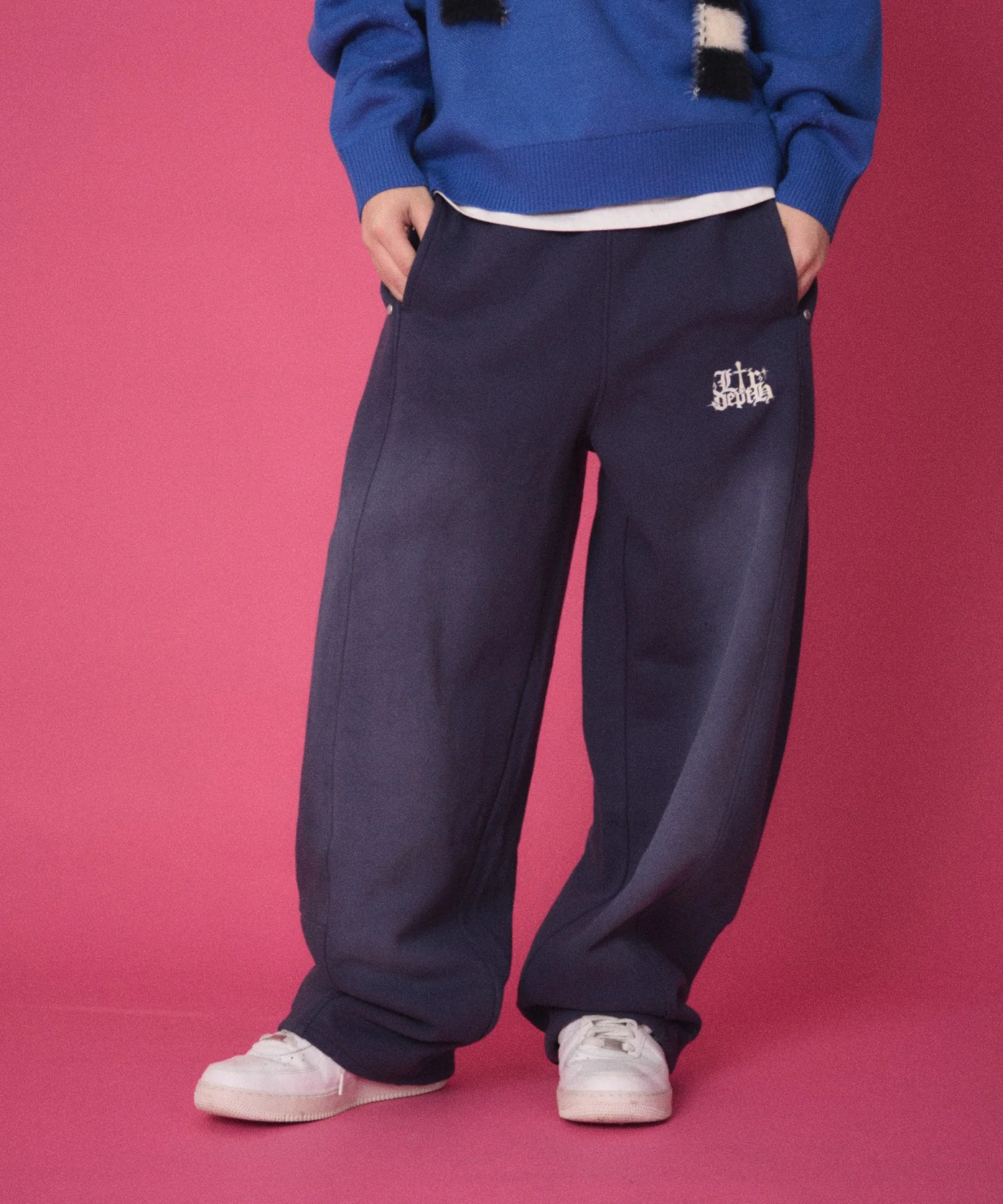 ロゴスウェットパンツ - Image 2