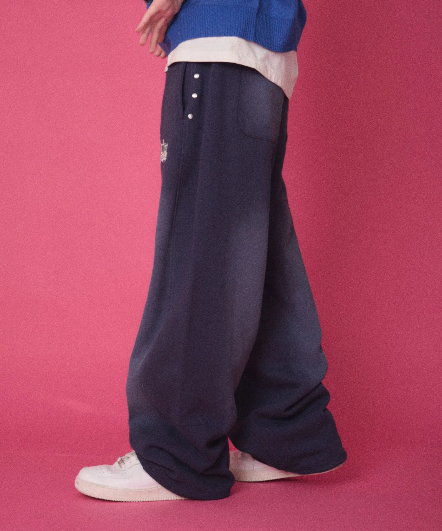 ロゴスウェットパンツ - Image 24