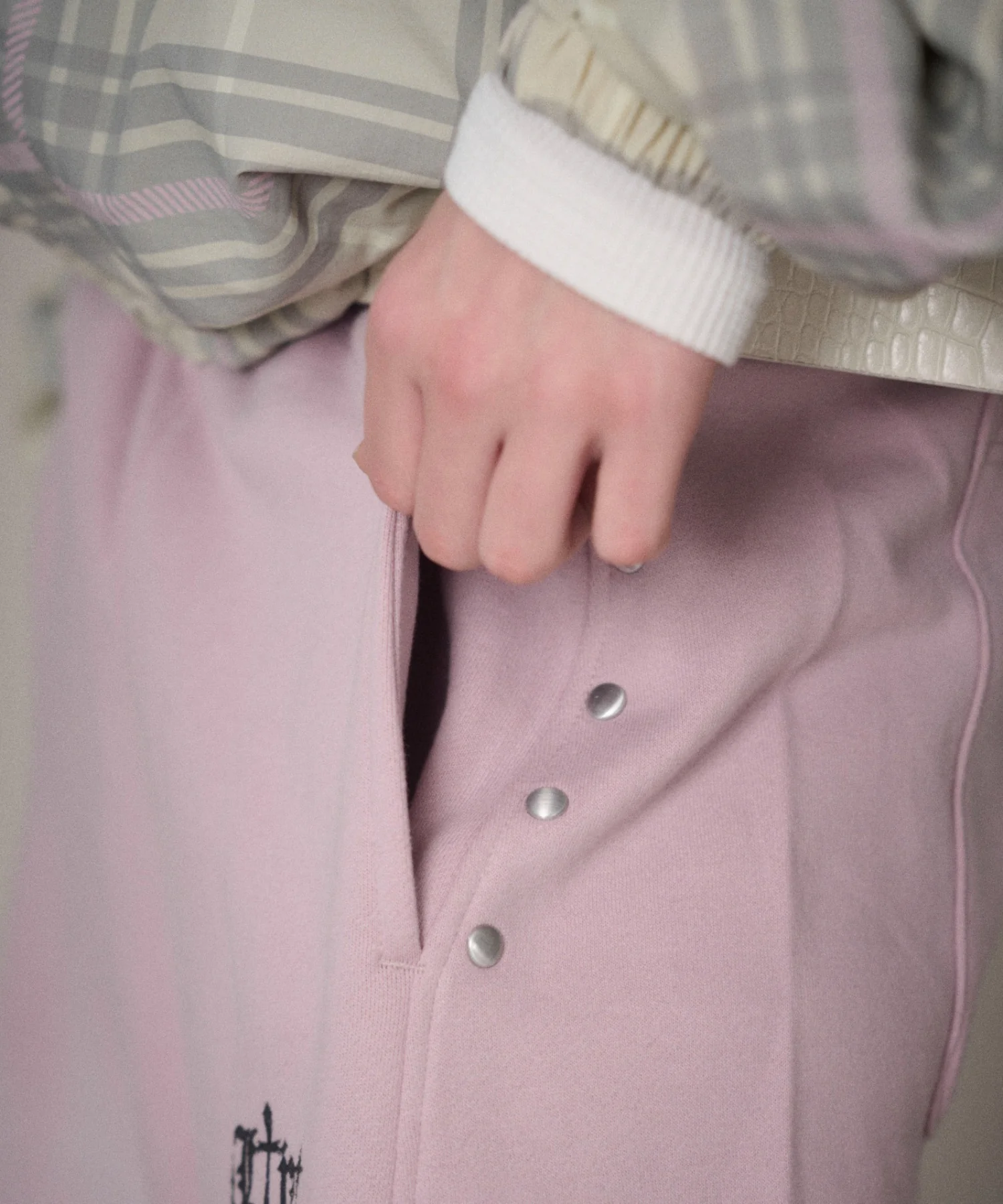 ロゴスウェットパンツ - Image 29