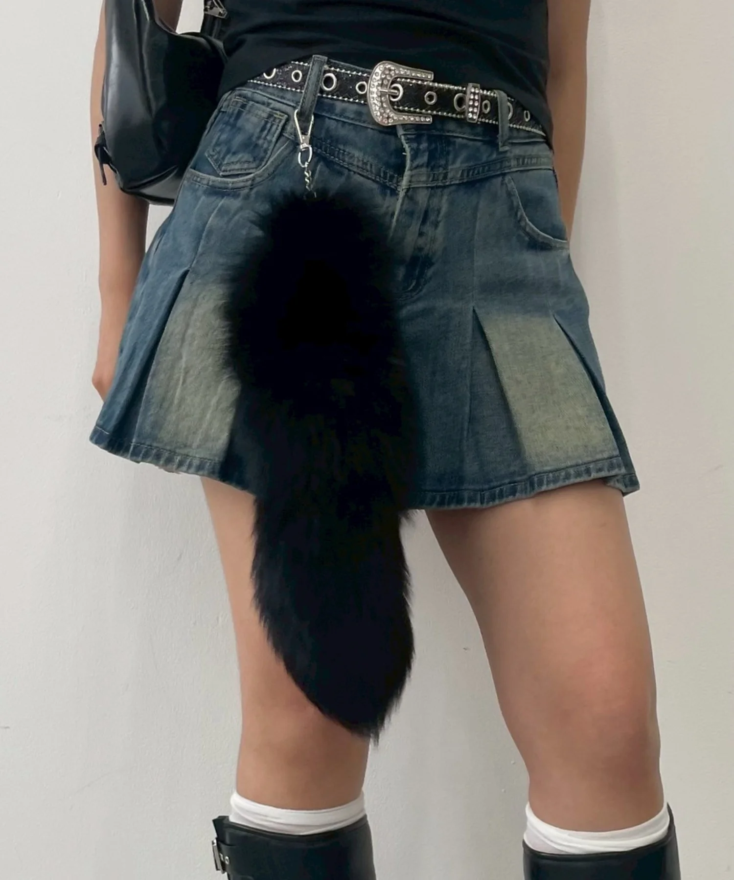 BIGファーしっぽキーホルダー - Image 2