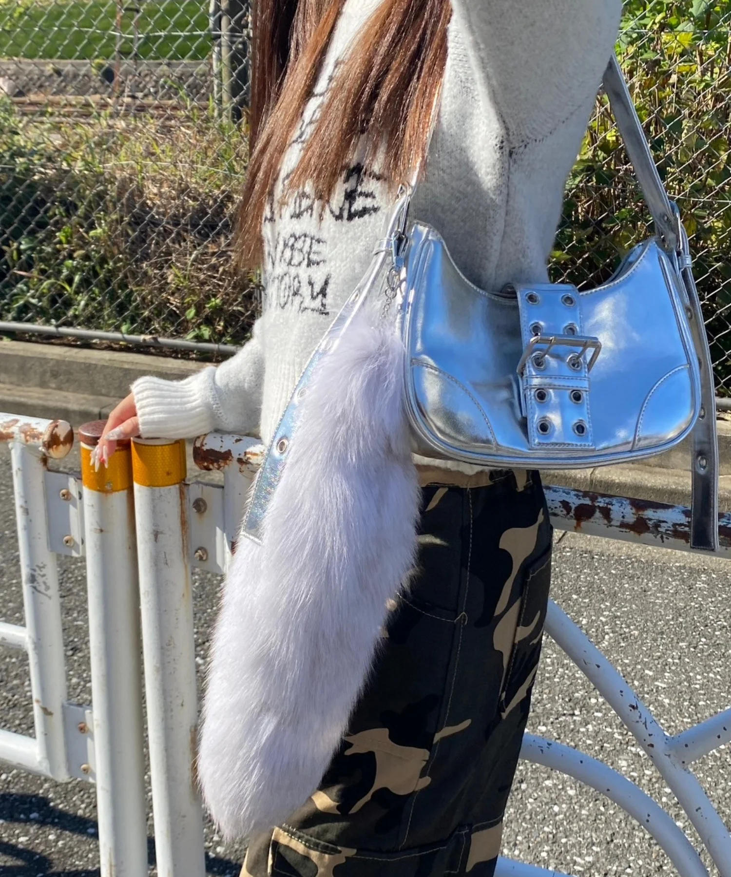 BIGファーしっぽキーホルダー - Image 8