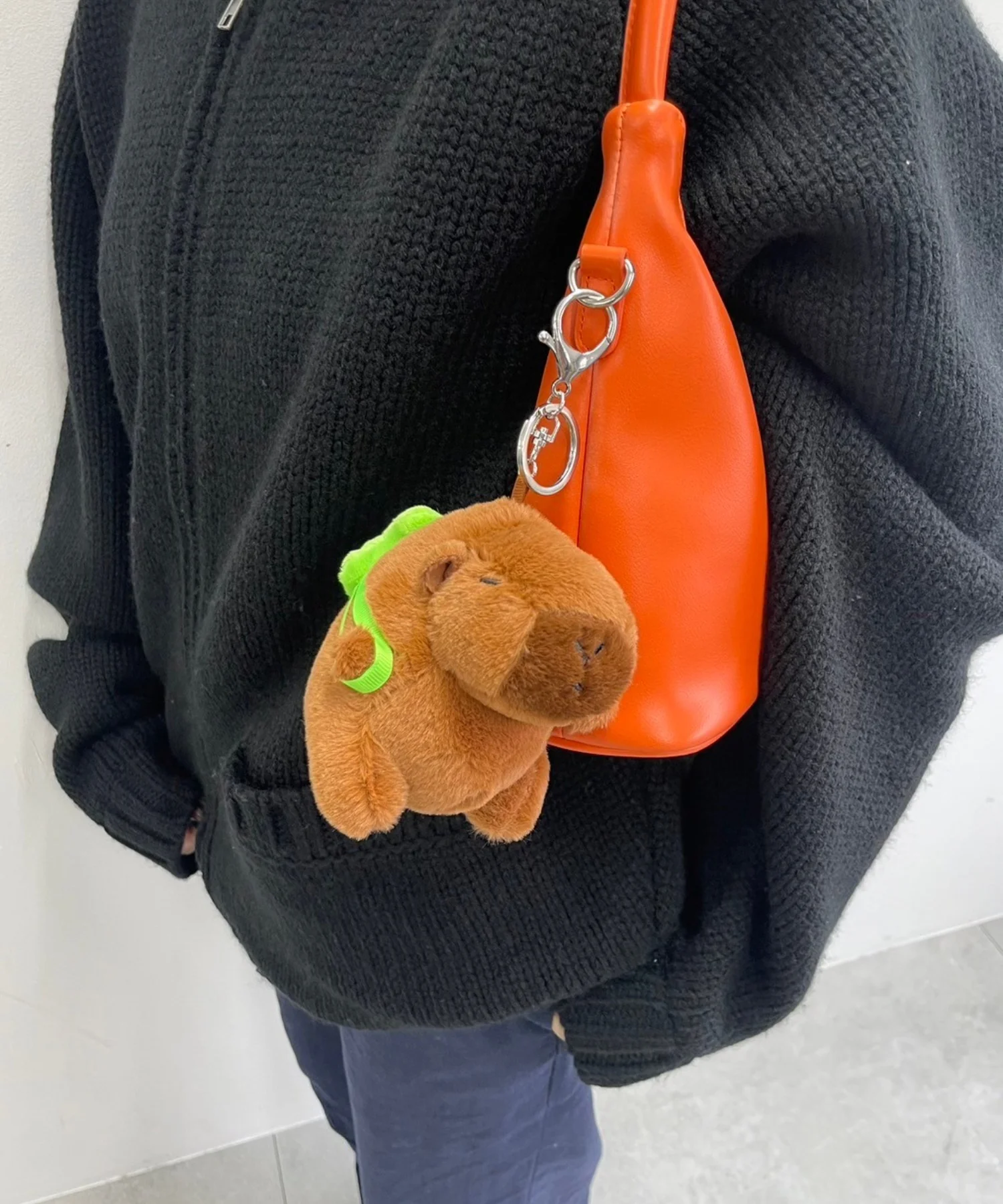 リュックカピバラぬいぐるみキーホルダー - Image 11