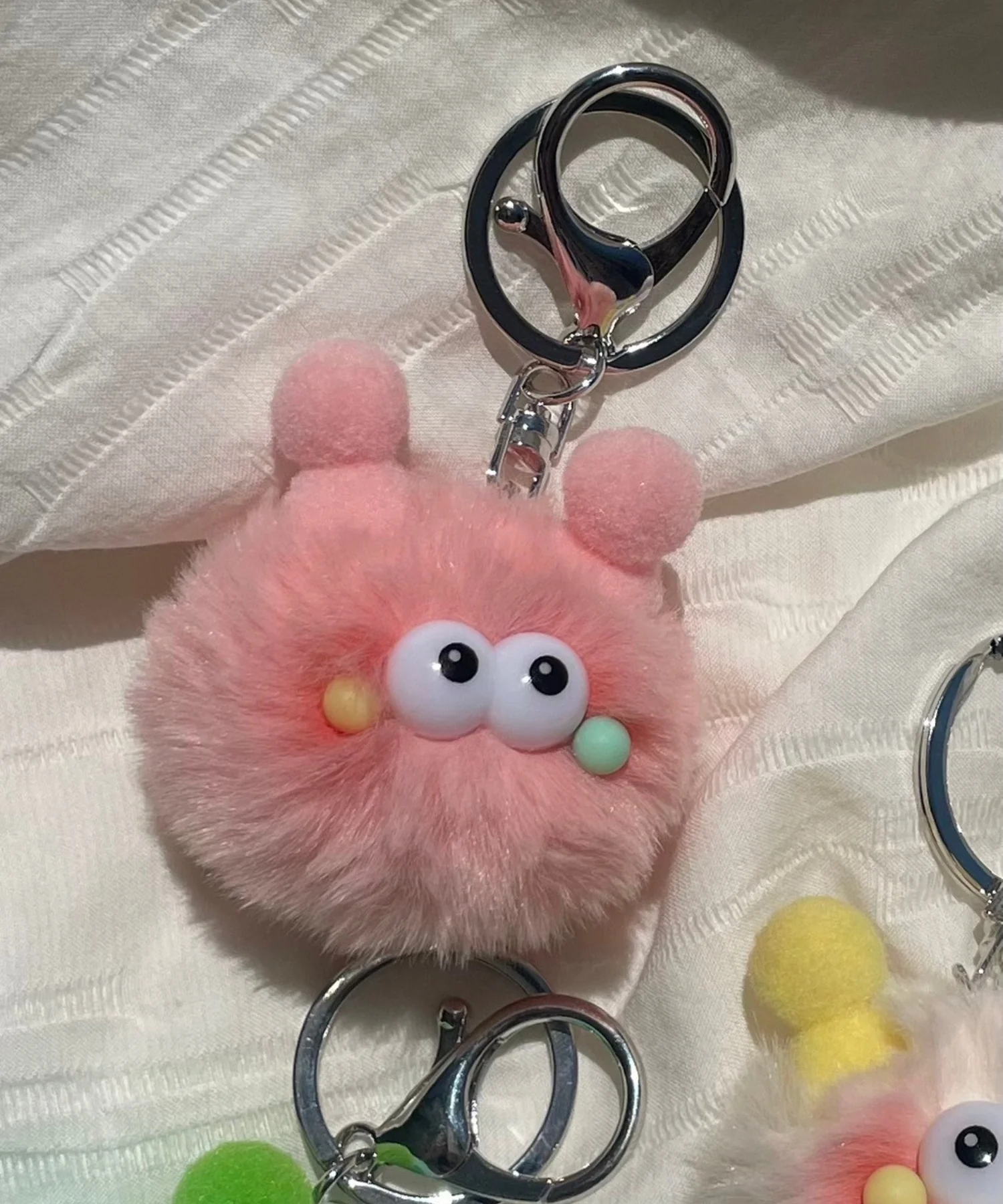 ミニおめかしモンスターぬいぐるみキーホルダー - Image 3