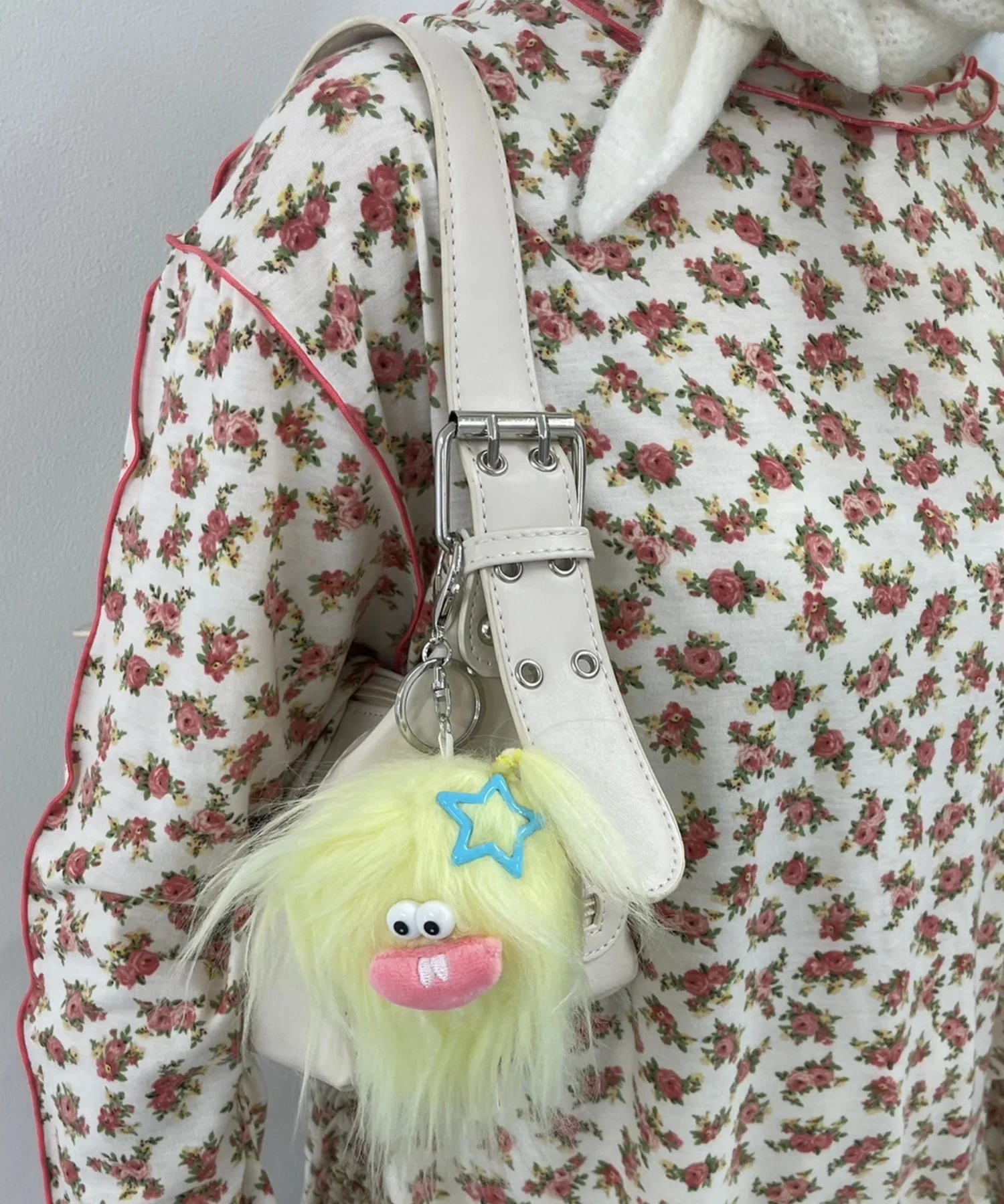 プリティコギャルモンスターぬいぐるみキーホルダー - Image 4