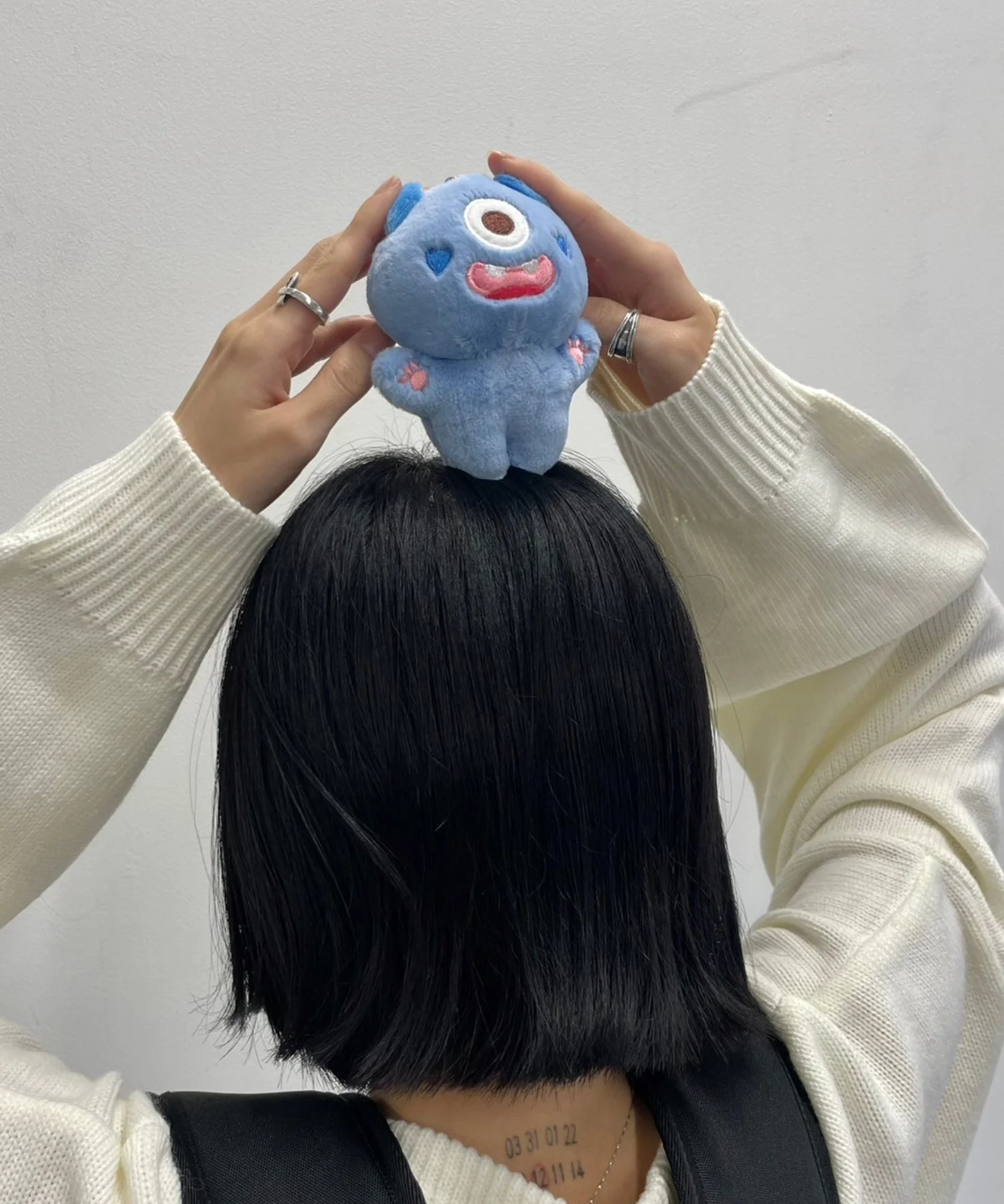 ハッピーモンスターぬいぐるみキーホルダー - Image 5