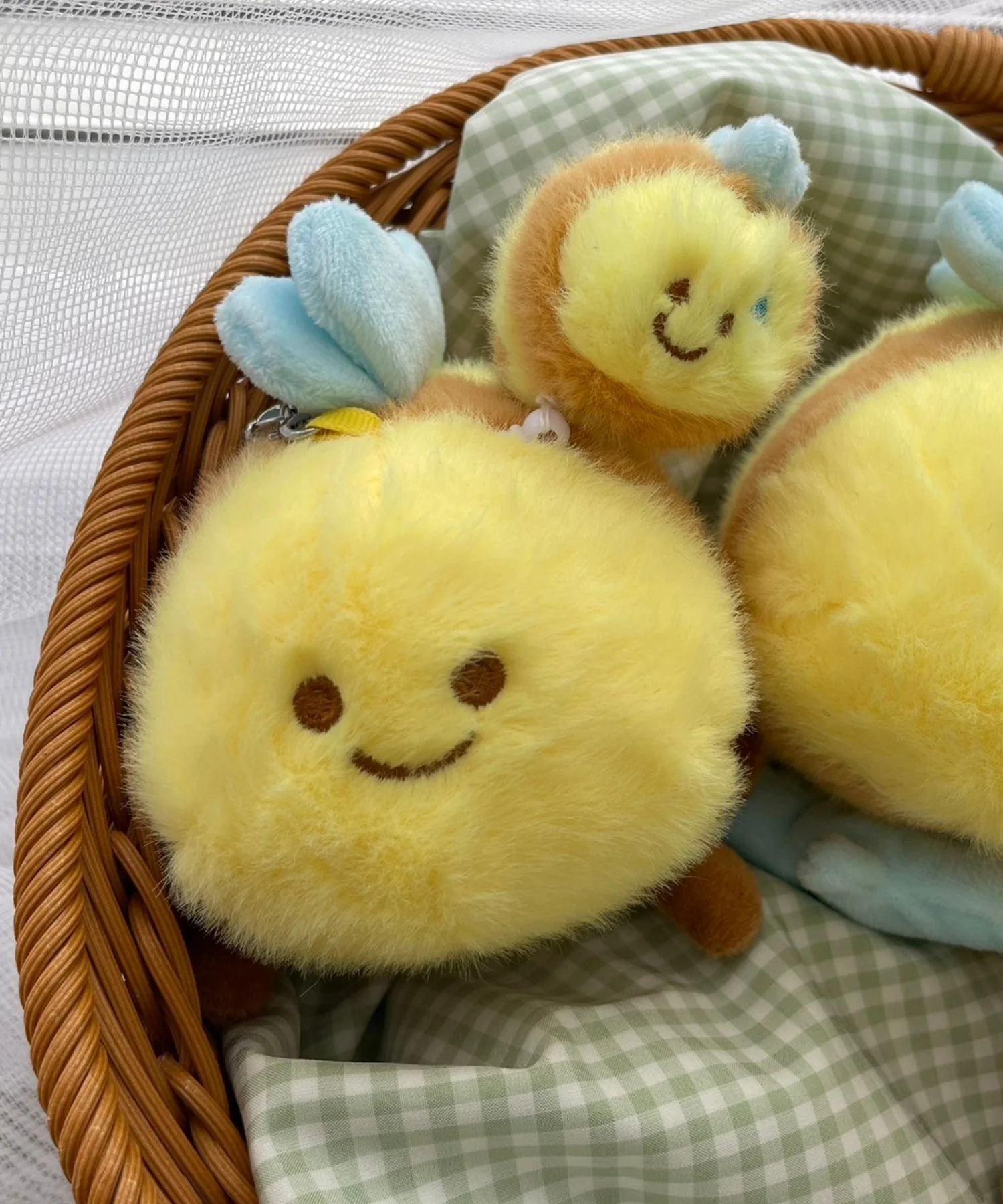 にこにこみつばちぬいぐるみキーホルダー - Image 3