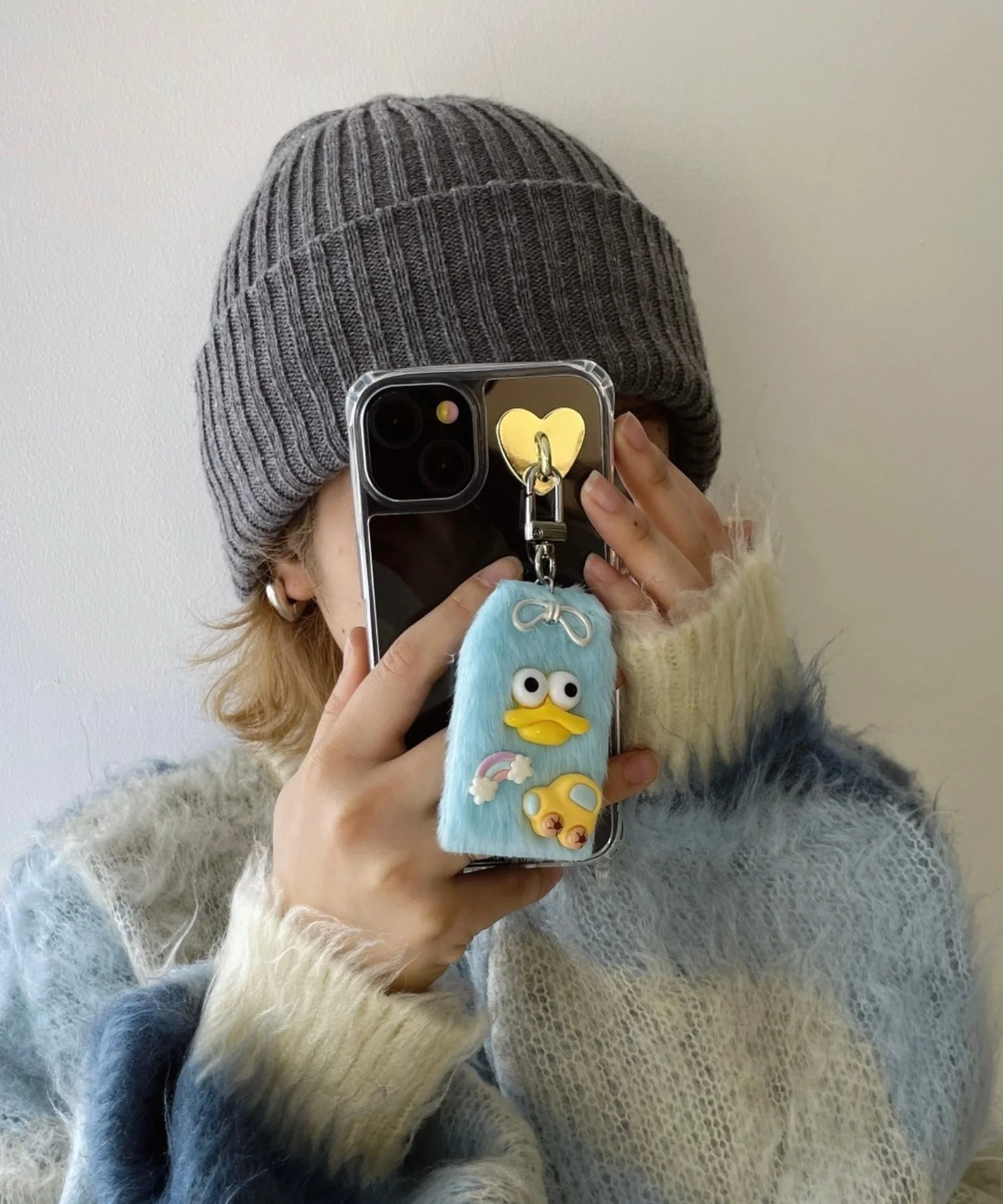 ミニラッキーチャームモンスターぬいぐるみキーホルダー - Image 2