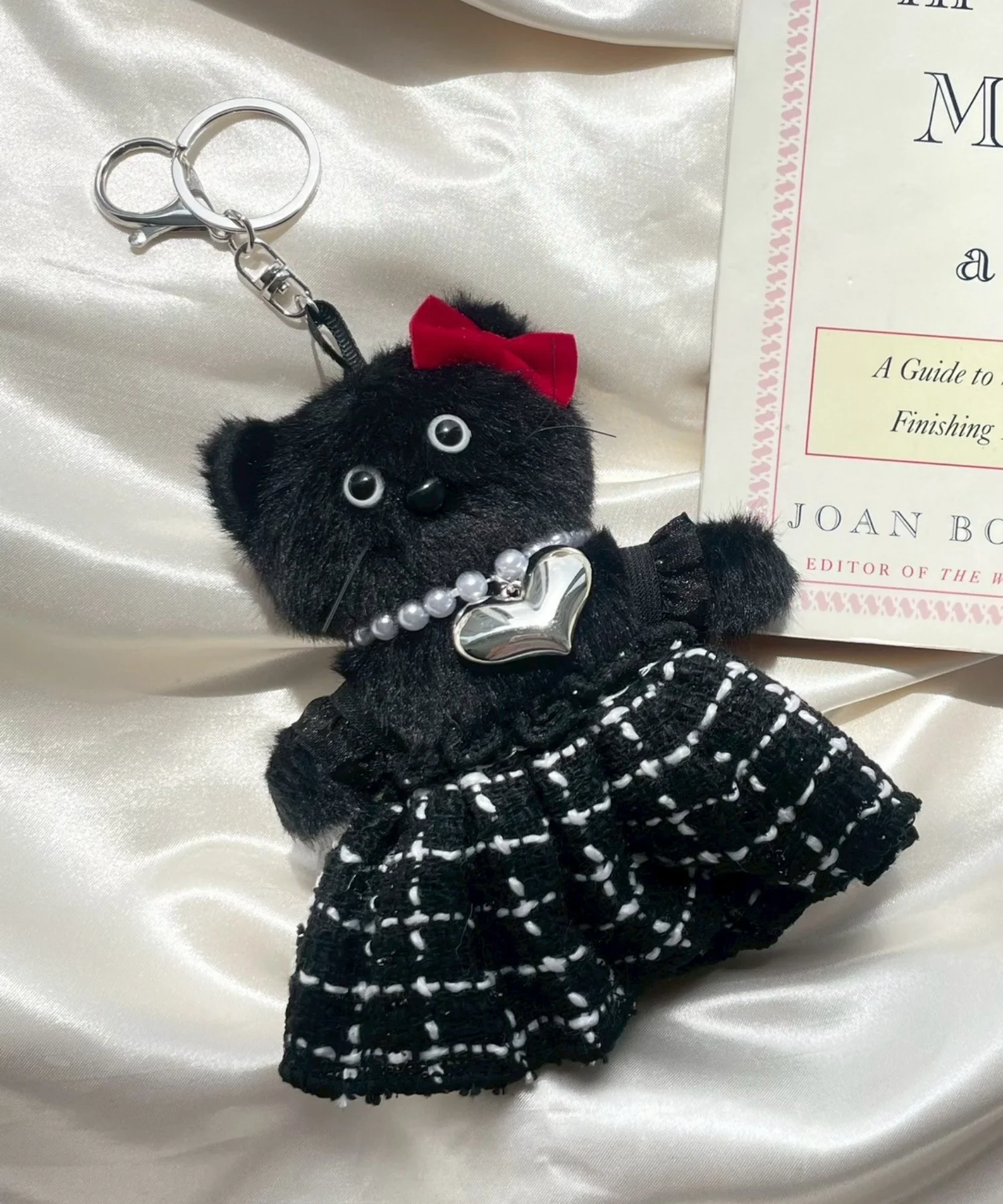 ゴージャスキャットぬいぐるみキーホルダー - Image 2