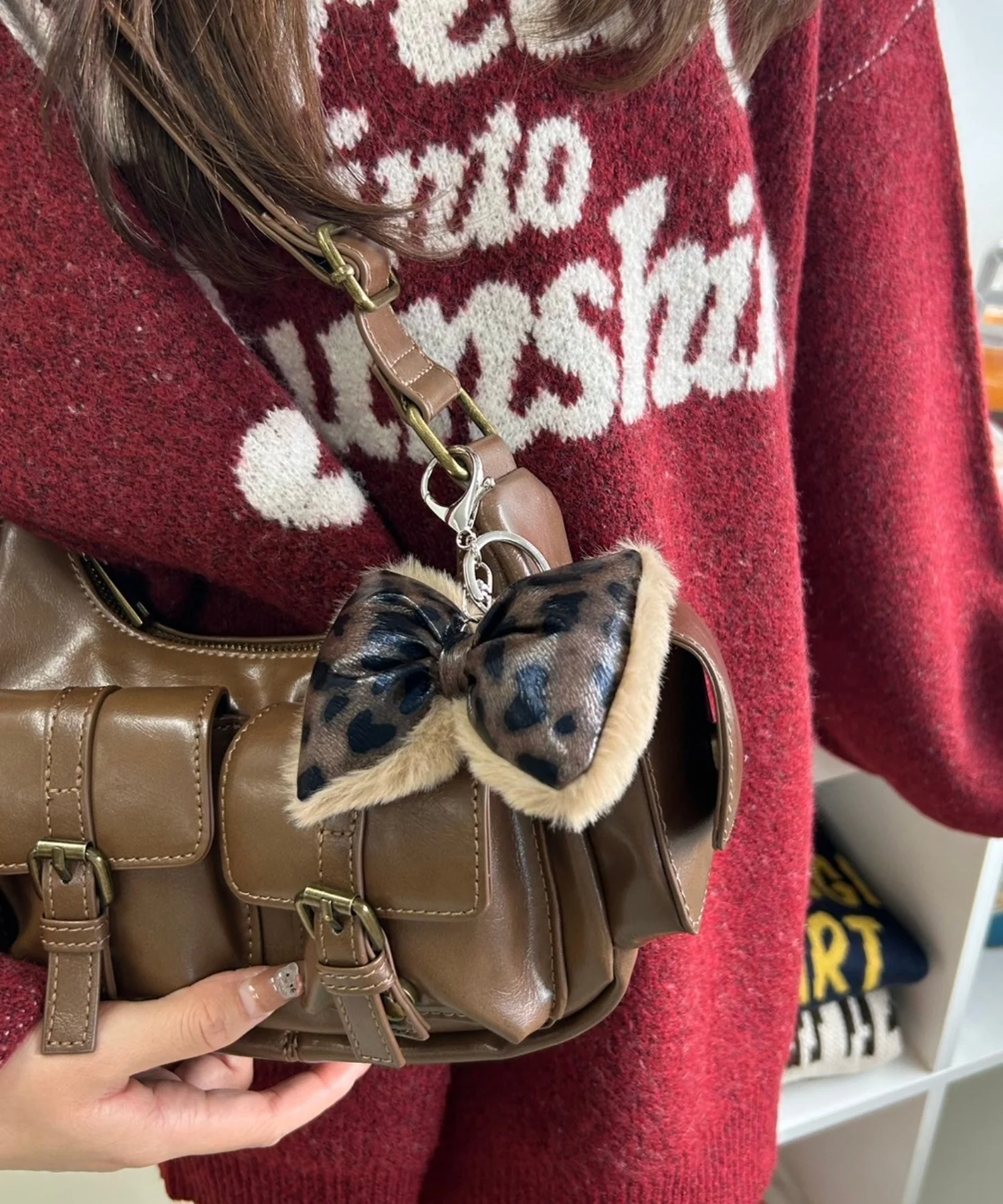 レオパードPUリボンファーキーホルダー - Image 5