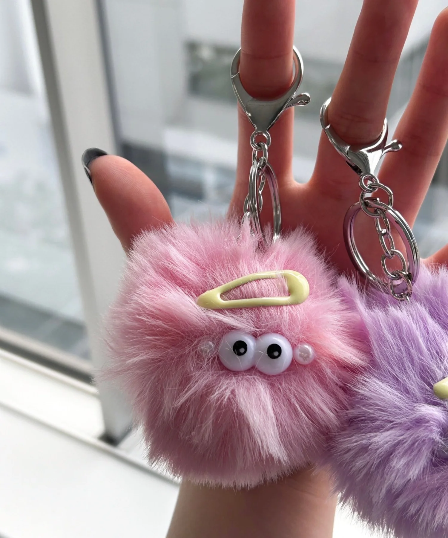 フワフワモンスターぬいキーホルダー