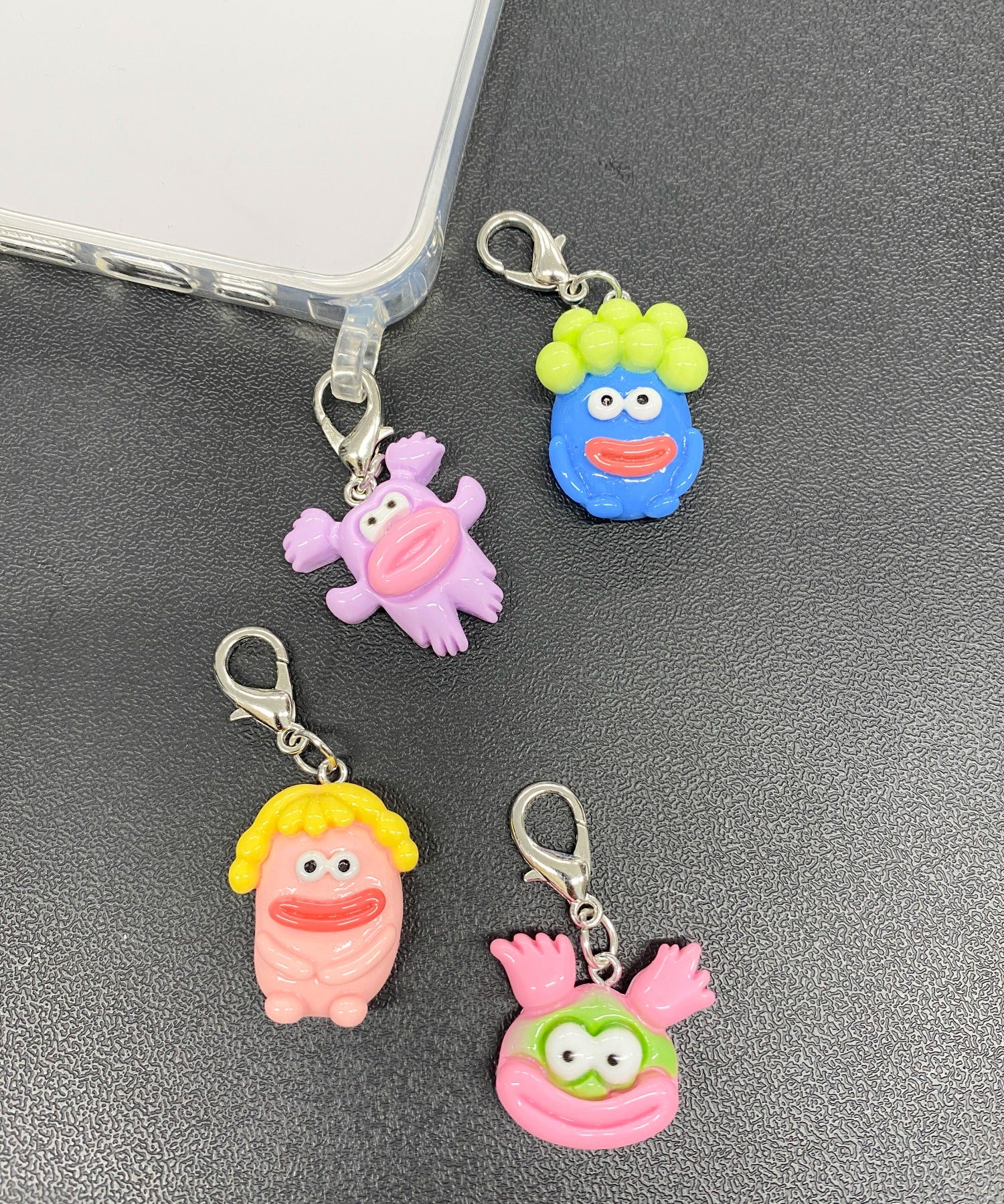 ヘンテコモンスターミニキーホルダー - Image 9