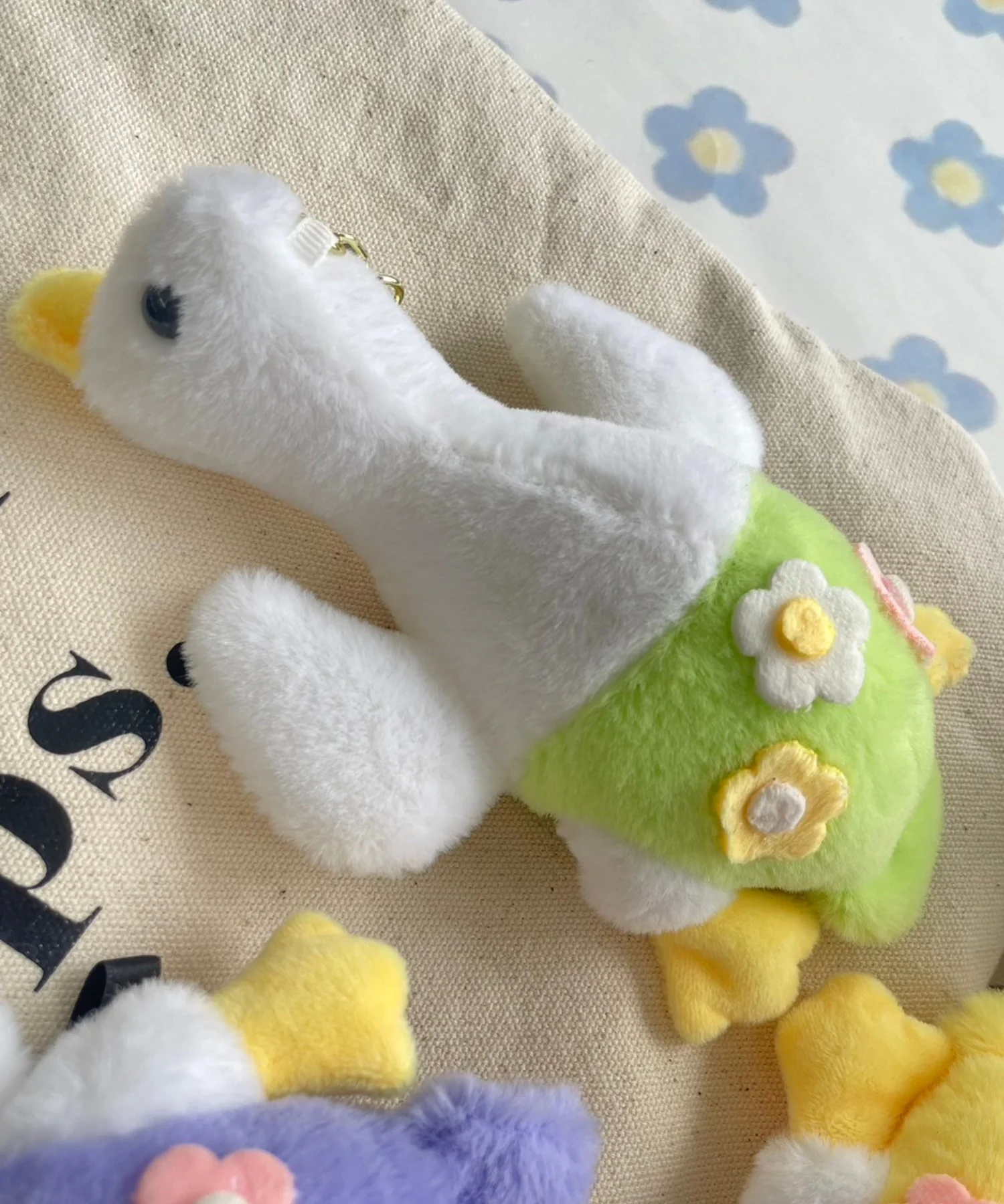 おはなあひるぬいぐるみキーホルダー - Image 2