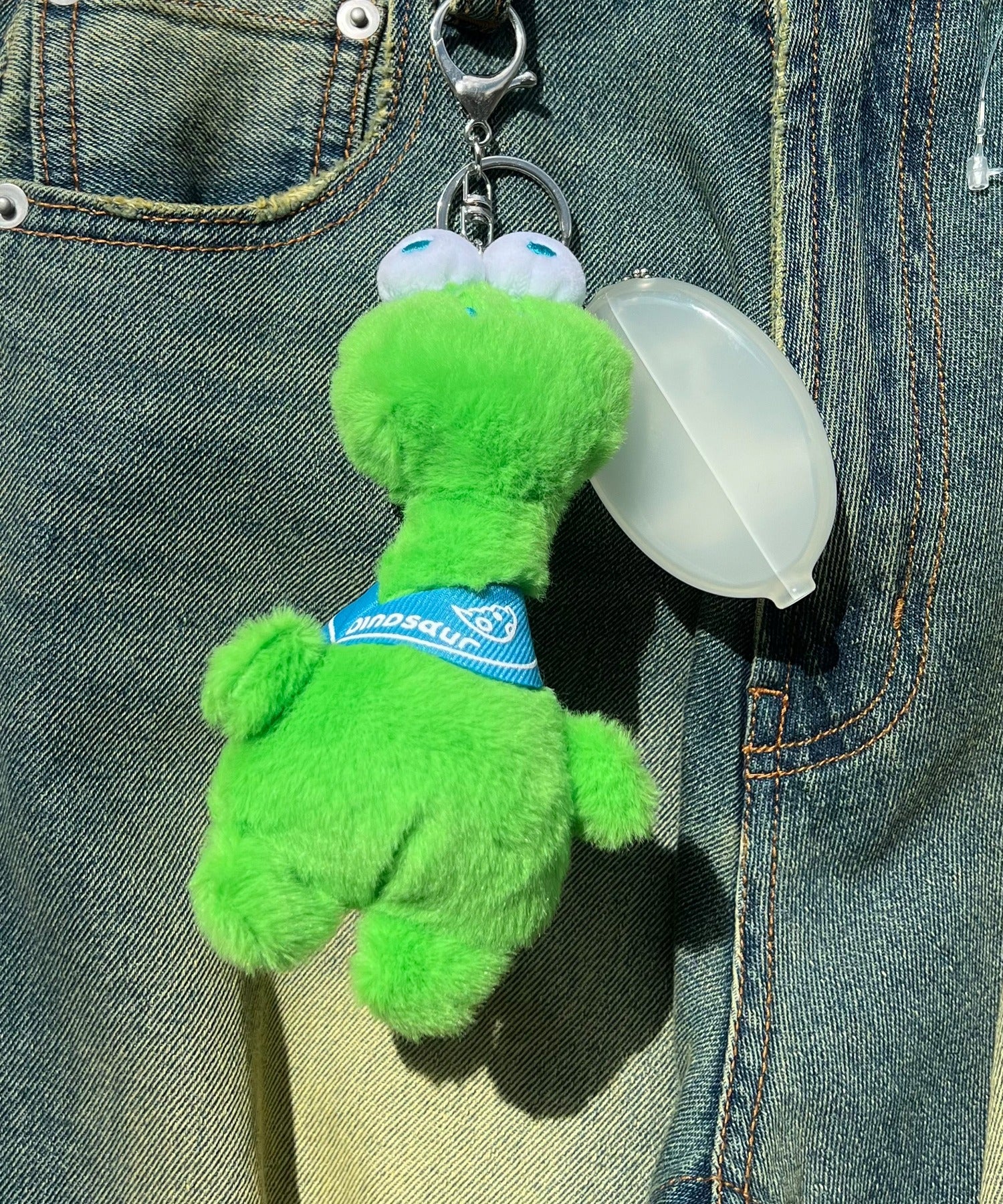 デカ目ザウルスぬいぐるみキーホルダー - Image 2