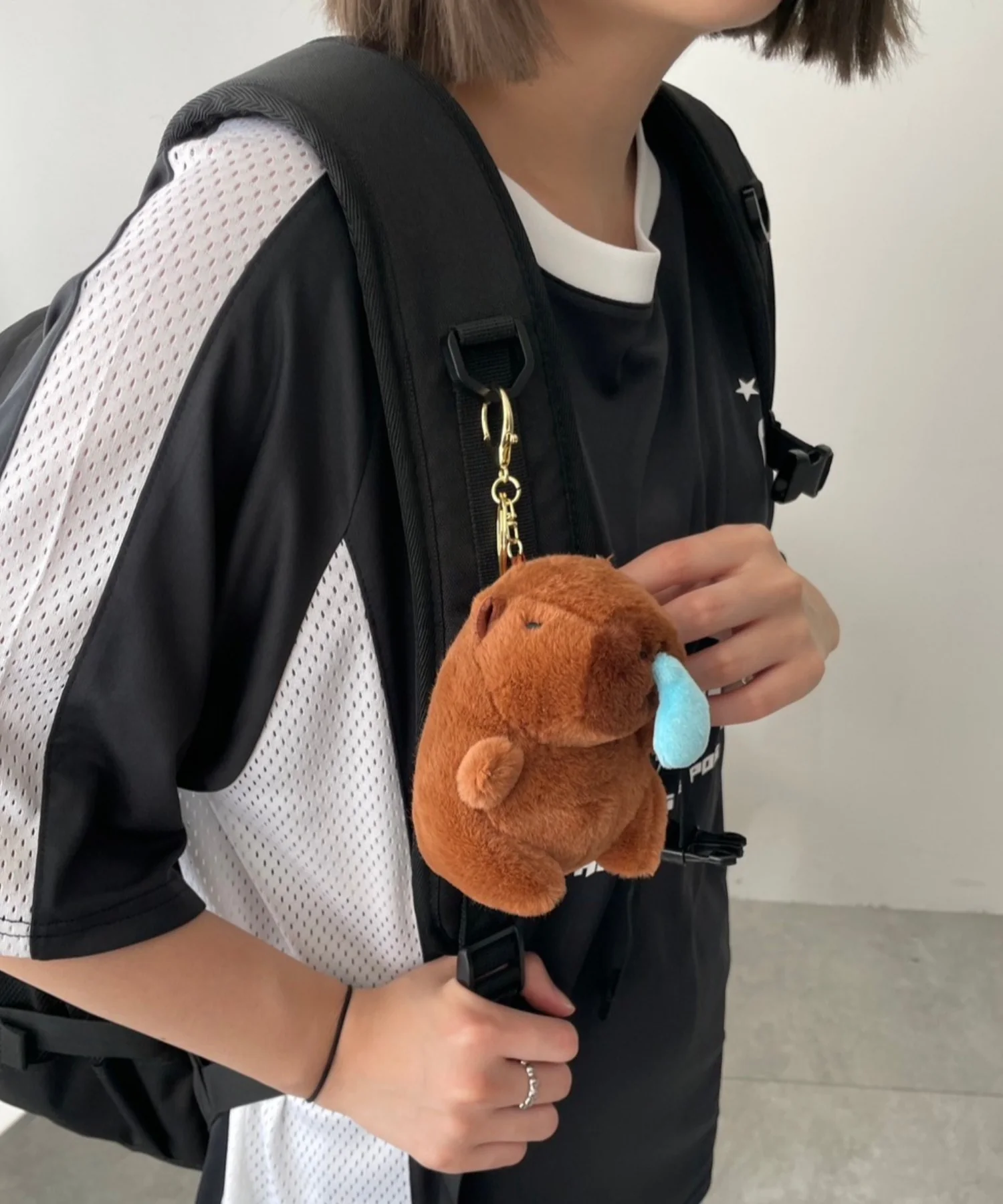カピバラぬいぐるみキーホルダー - Image 3