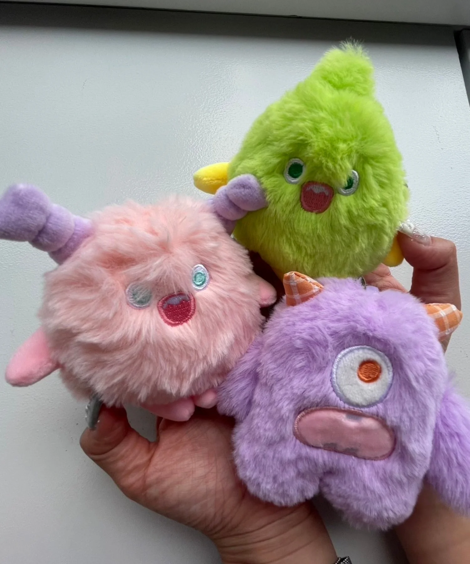 びっくりモンスターぬいぐるみキーホルダー - Image 7