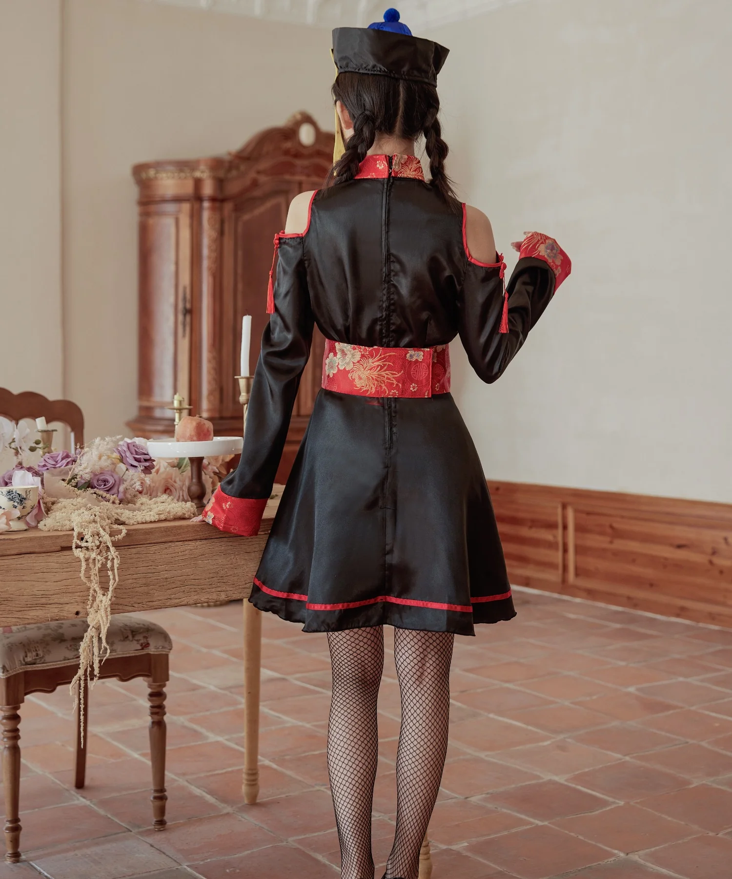 肩出しキョンシー - Image 5