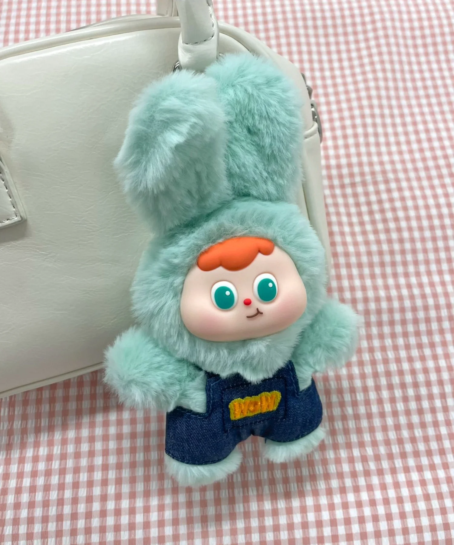 ぷっくりサロペうさちゃんぬいぐるみキーホルダー