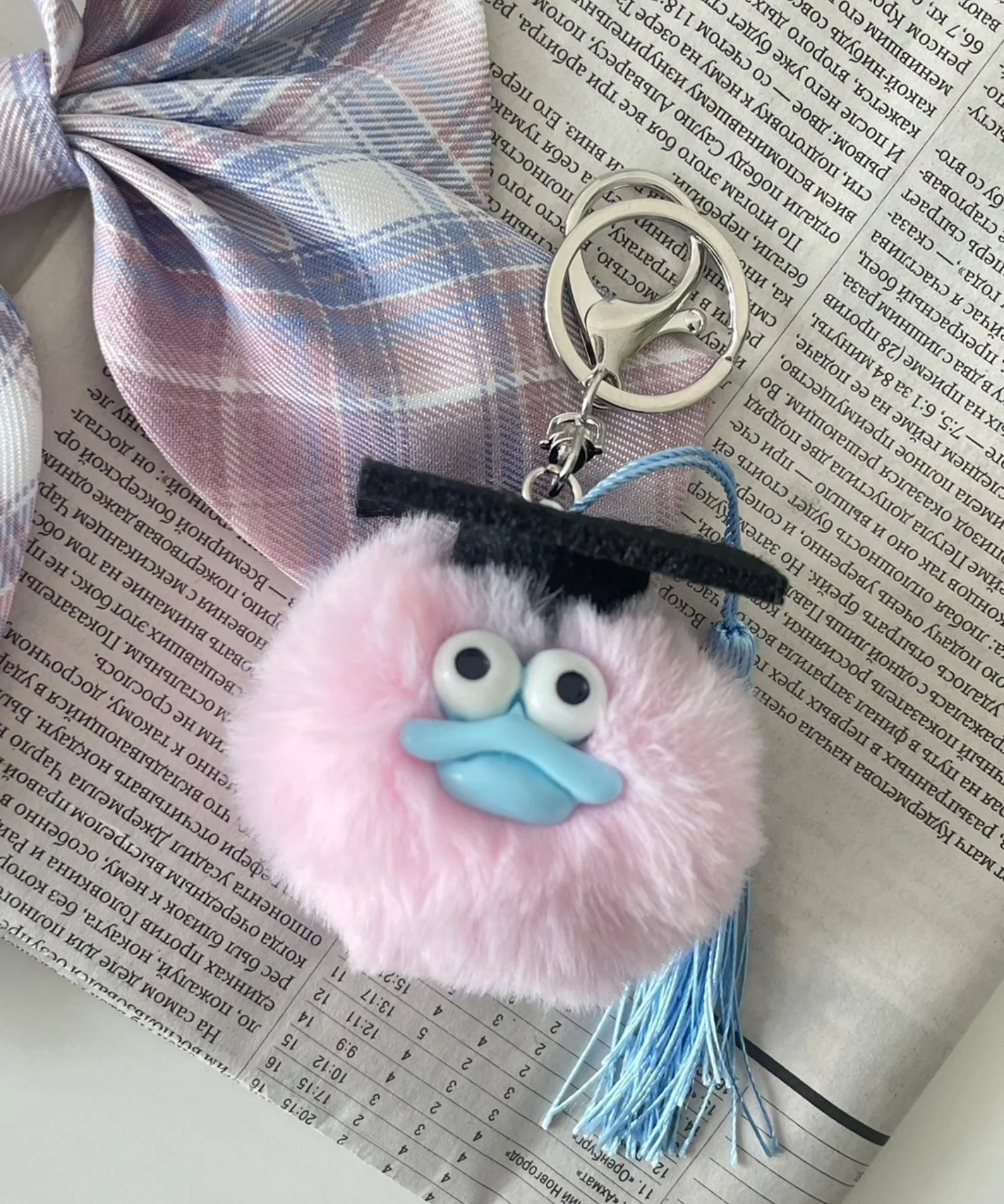 卒業おめおめモンスターぬいぐるみキーホルダー - Image 3