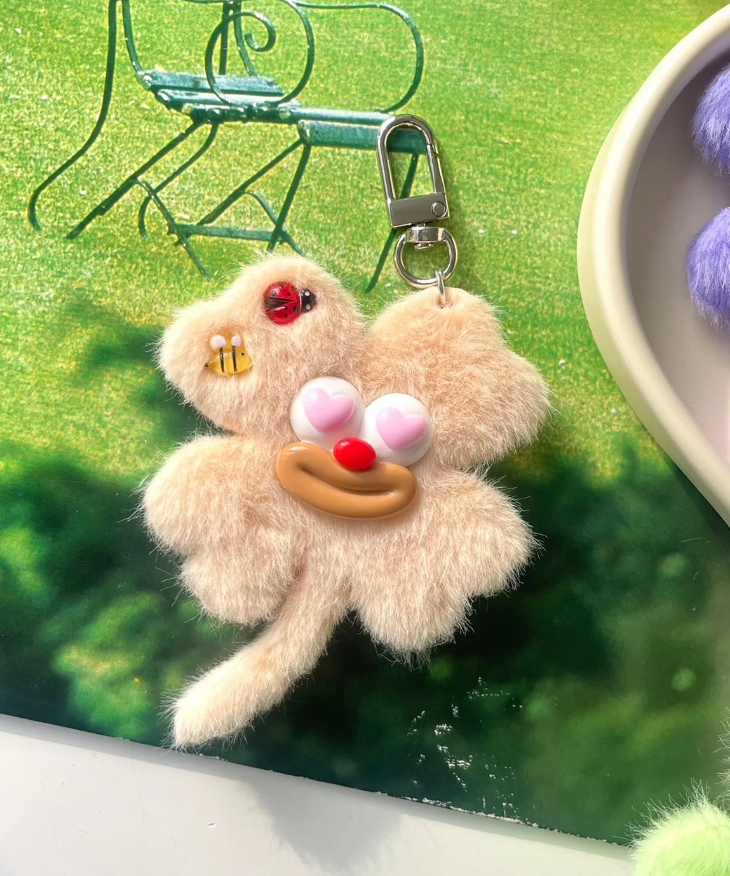 ハッピークローバーモンスターぬいぐるみキーホルダー - Image 4