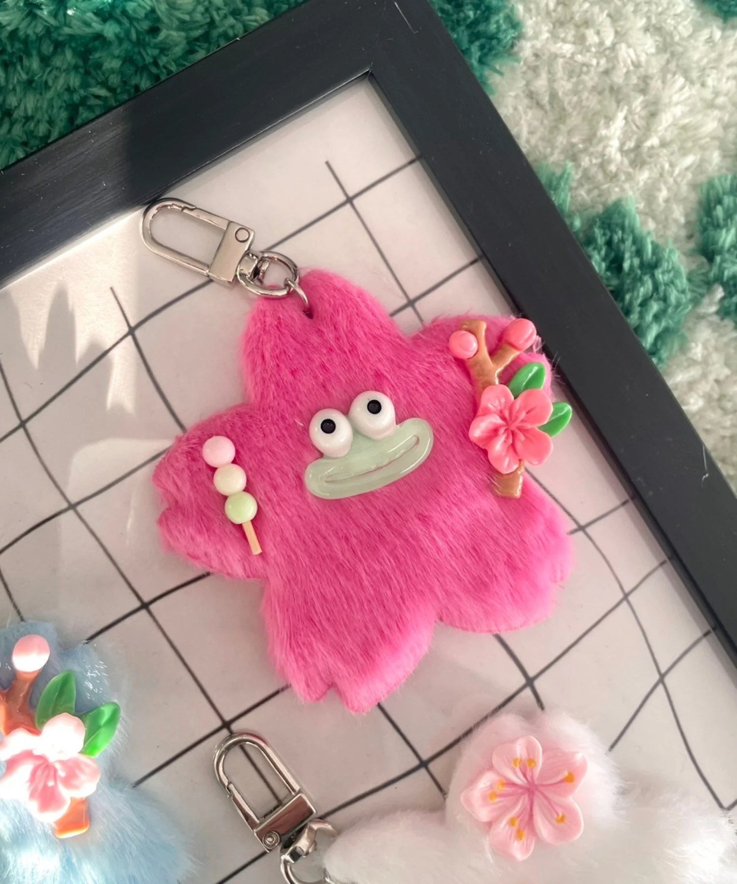 チェリブロモンスターぬいぐるみキーホルダー - Image 10