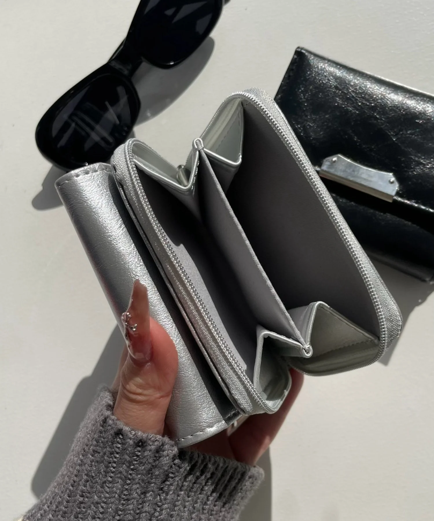 金具付きフラップウォレット - Image 5