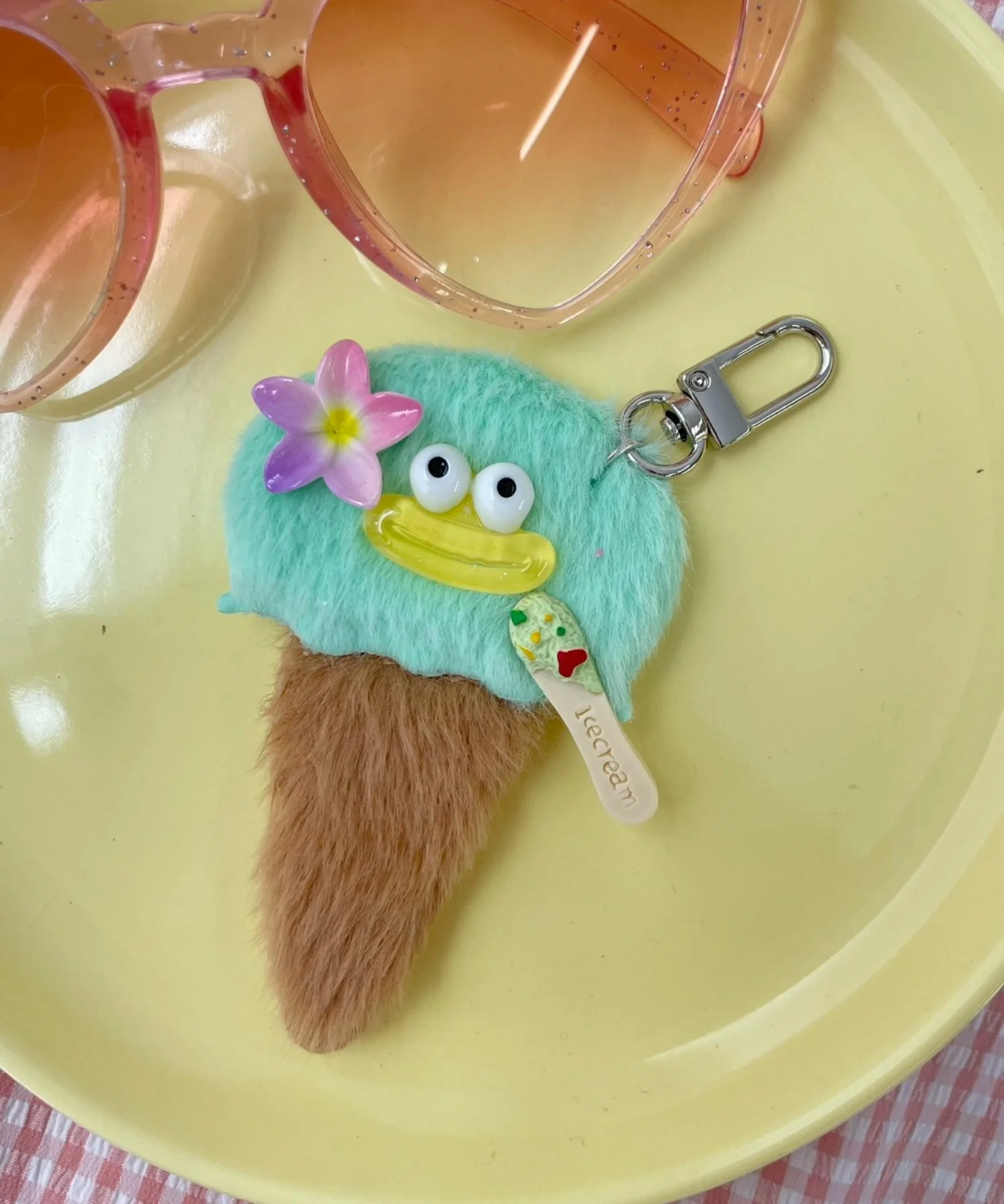 ミニデリシャスアイスクリームモンスターぬいぐるみキーホルダー - Image 7