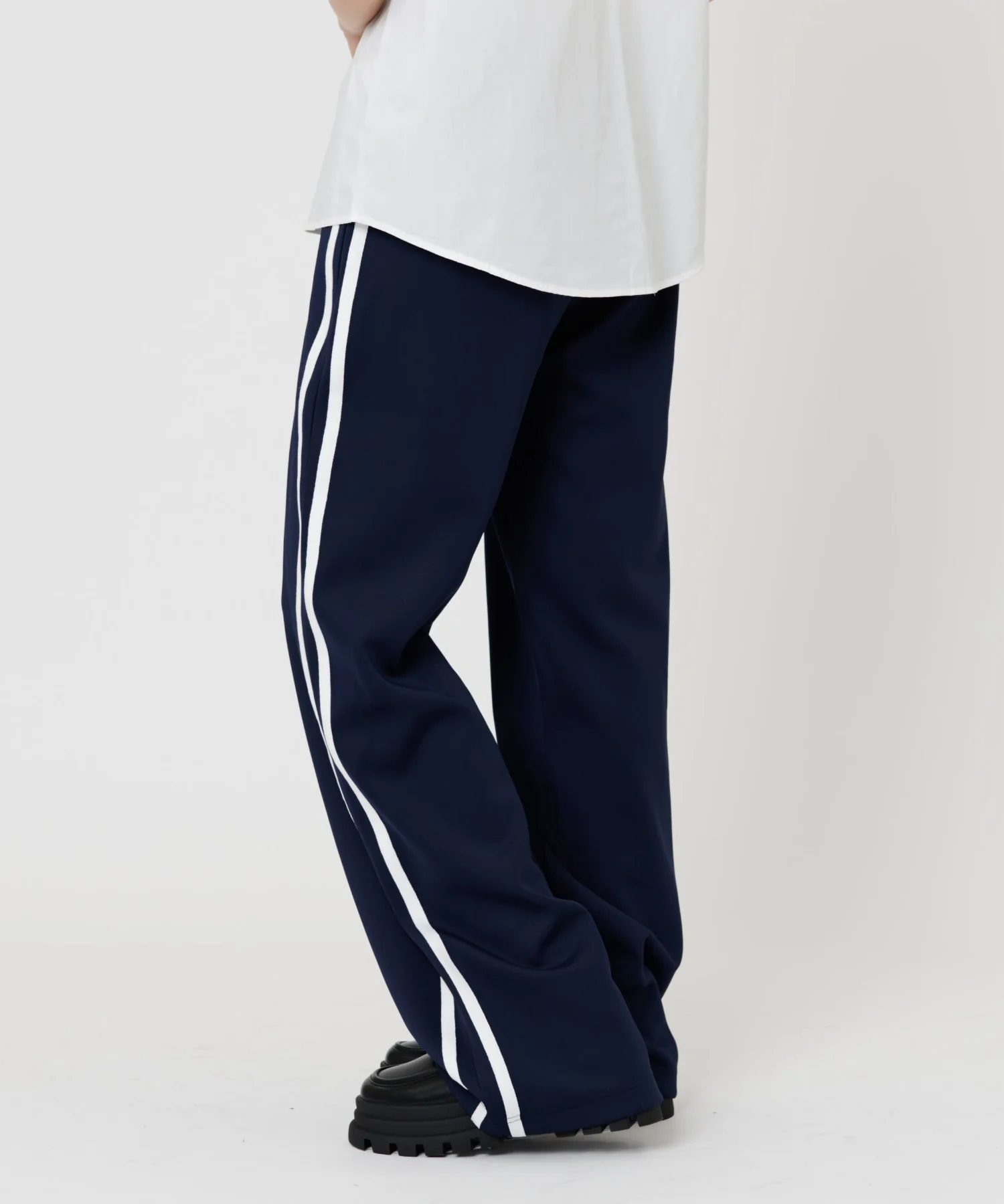 スクールライントラックパンツ - Image 12