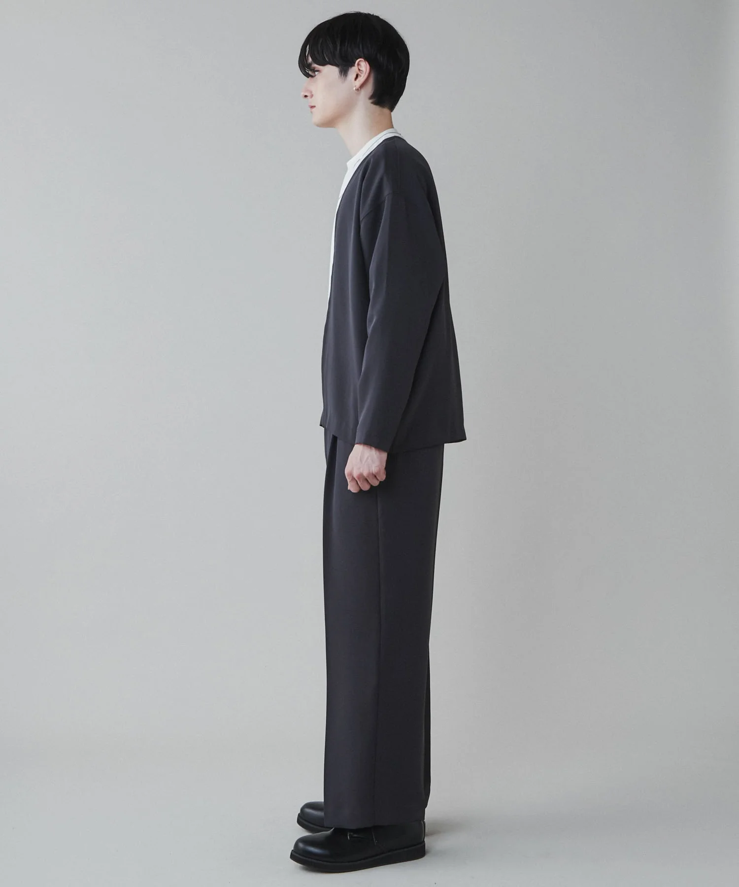 チェーン付きワイドスラックス - Image 15