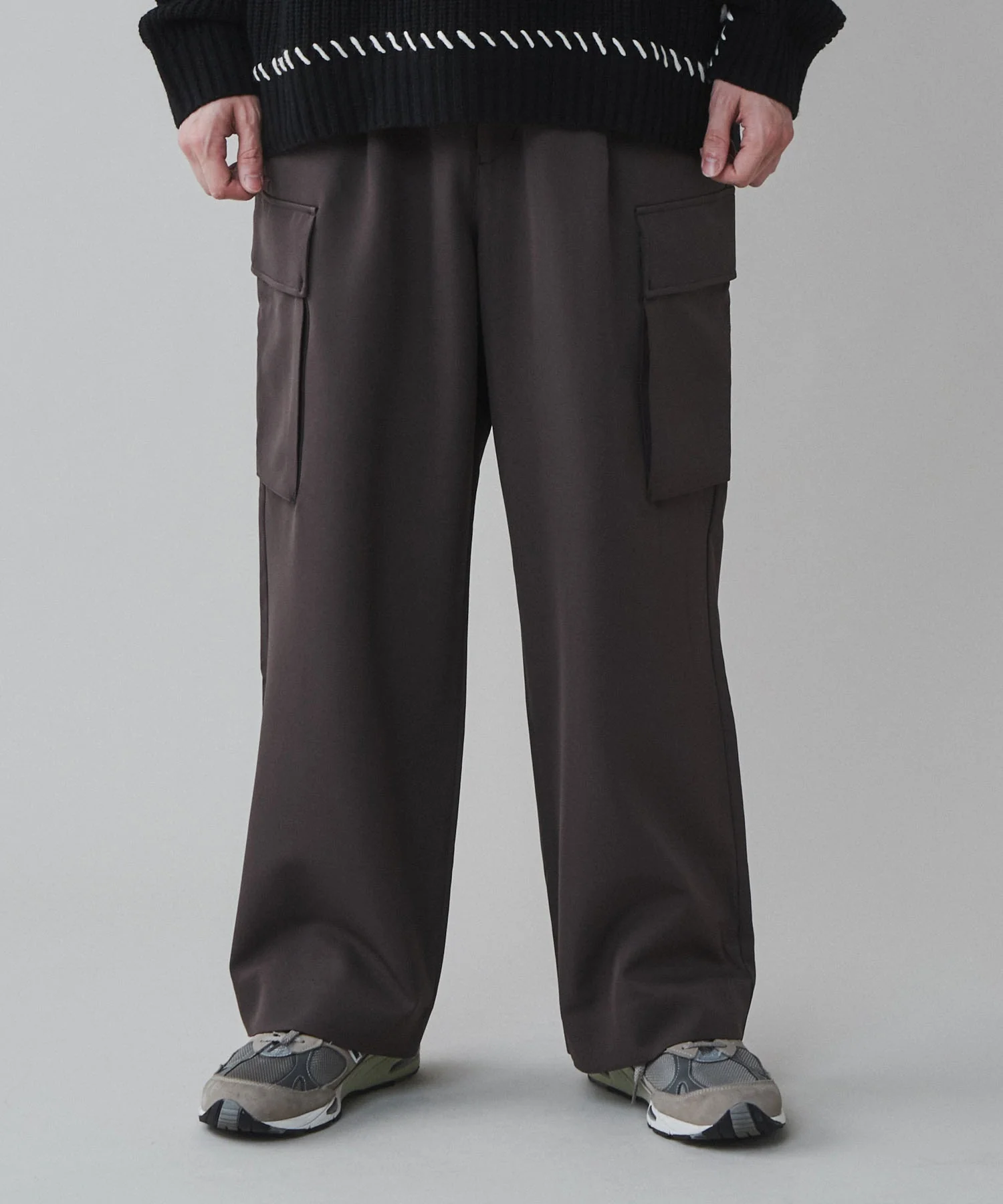 トロミ　ルーズカーゴスラックス - Image 17