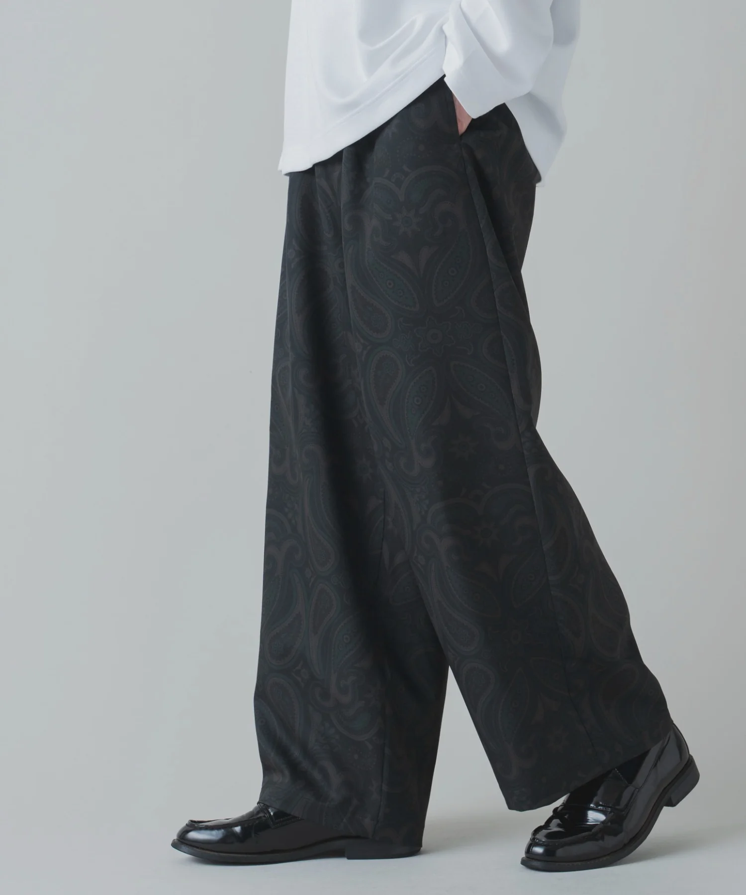 トロミ　総柄ワイドストレートスラックス - Image 23