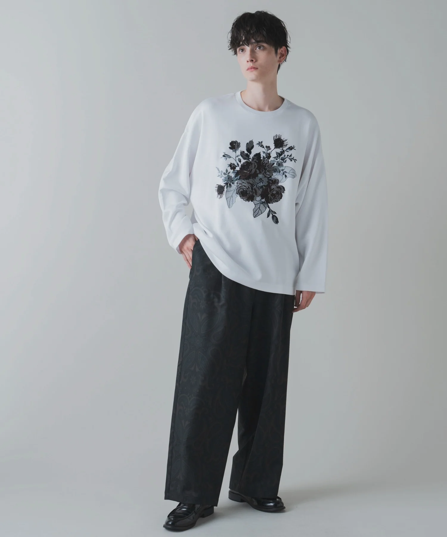 トロミ　総柄ワイドストレートスラックス - Image 5