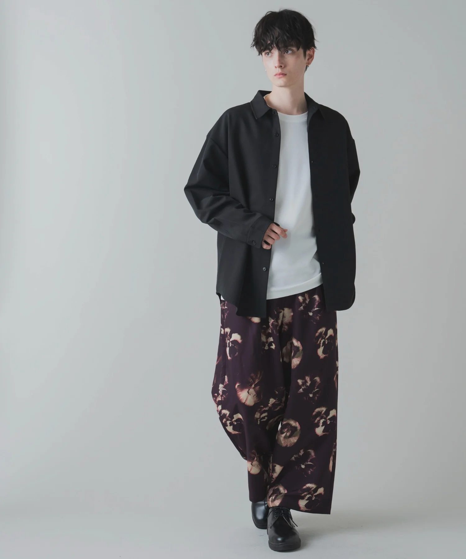 トロミ　総柄ワイドストレートスラックス - Image 6