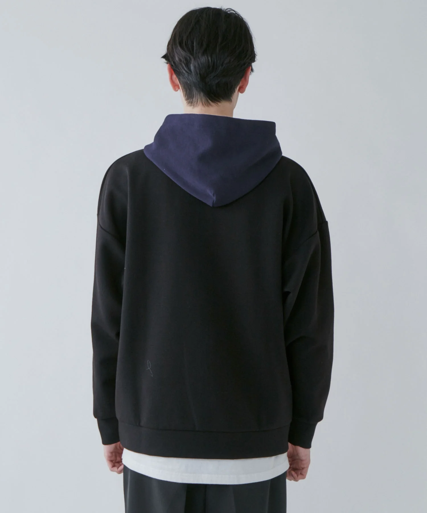 AIRFUNCTIONワンポイント刺繍プルパーカー - Image 16