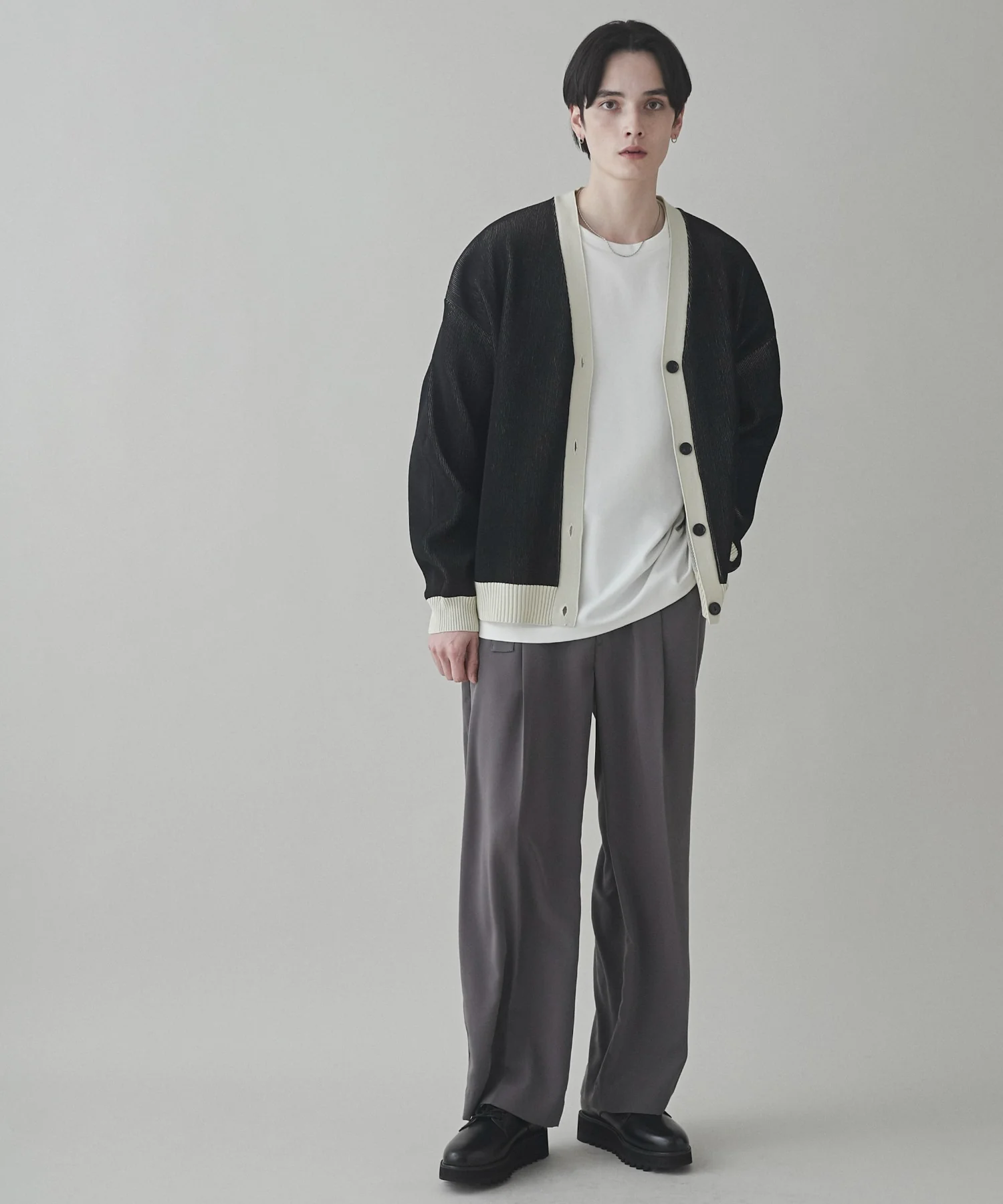 クリアライトリバーシブルカーディガン - Image 16