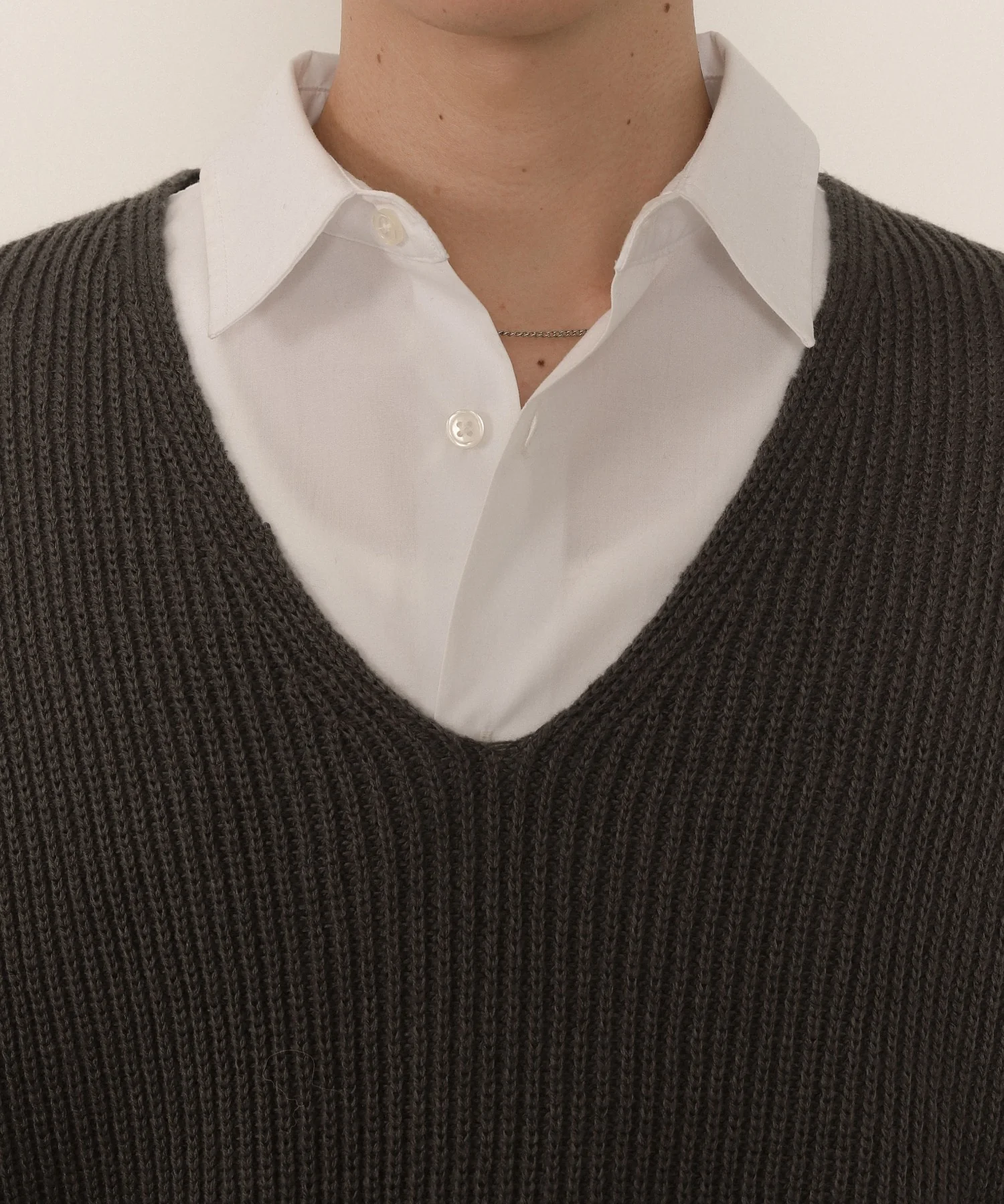 エルボーパッチVネックプルオーバー - Image 10