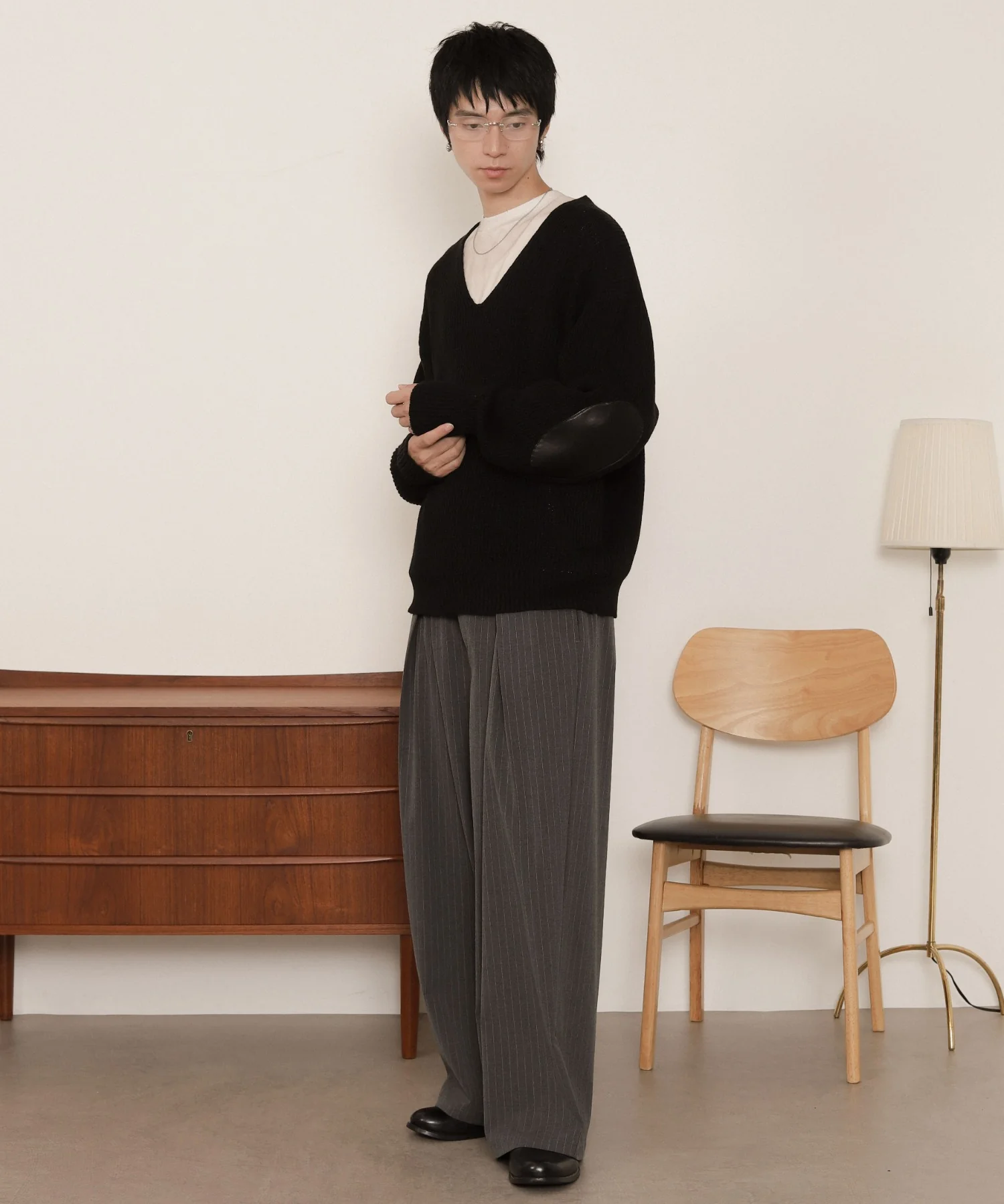 エルボーパッチVネックプルオーバー - Image 24