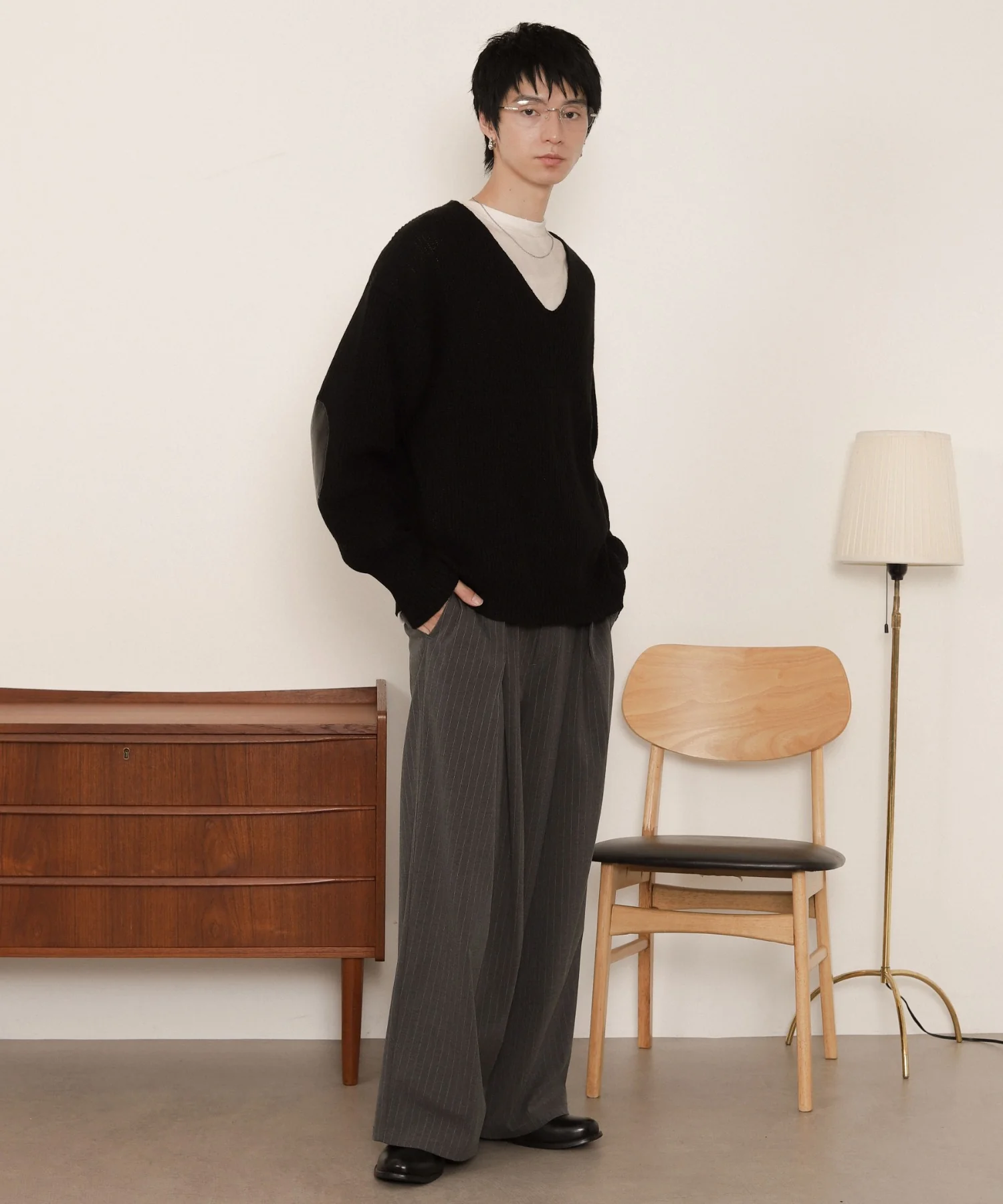 エルボーパッチVネックプルオーバー - Image 25