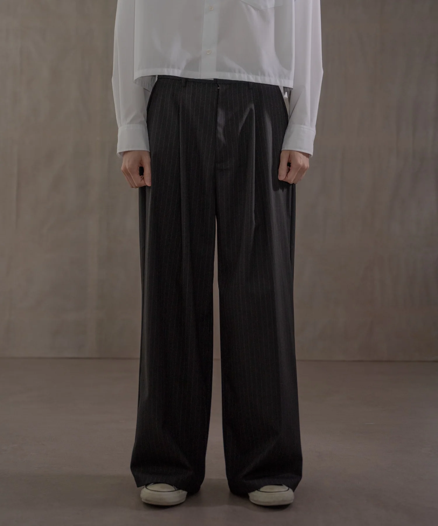ピンストライプタックワイドスラックス - Image 11