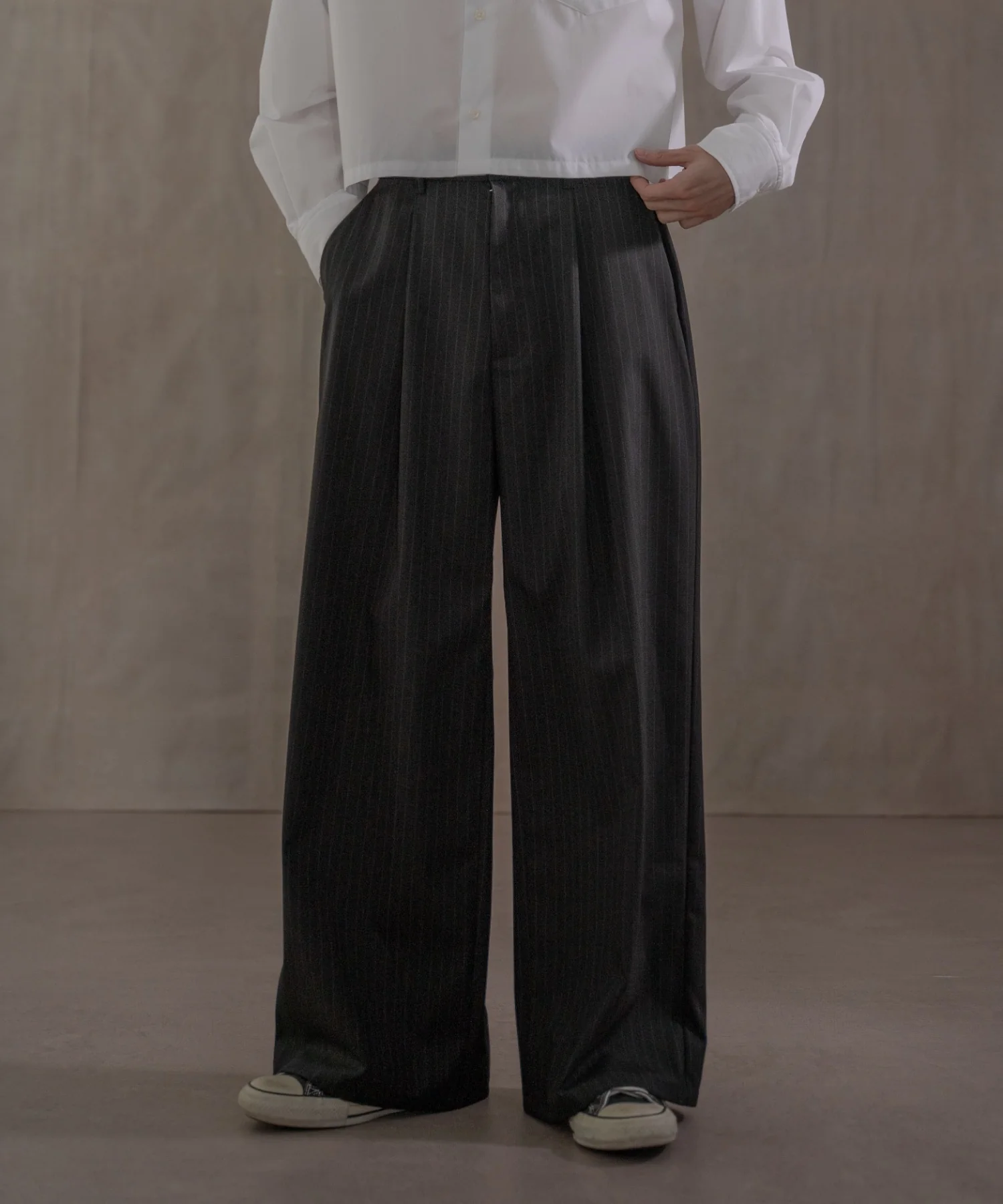ピンストライプタックワイドスラックス - Image 19
