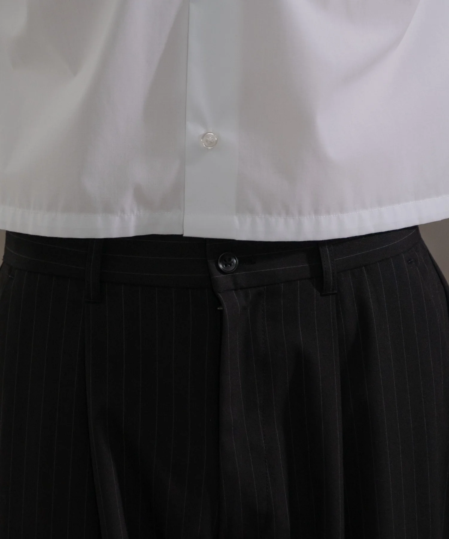 ピンストライプタックワイドスラックス - Image 3