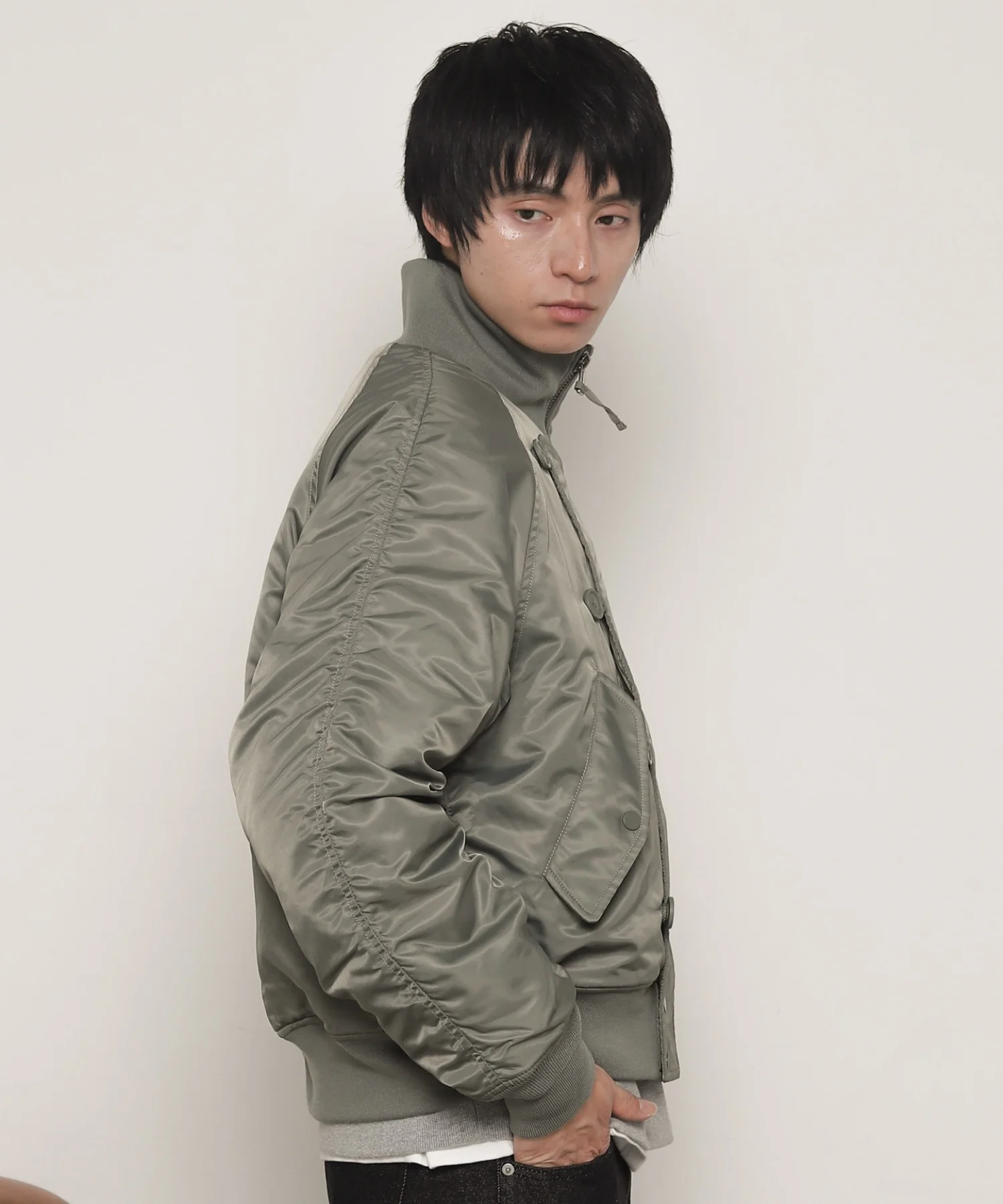 ナイロンスタンドブルゾン - Image 13