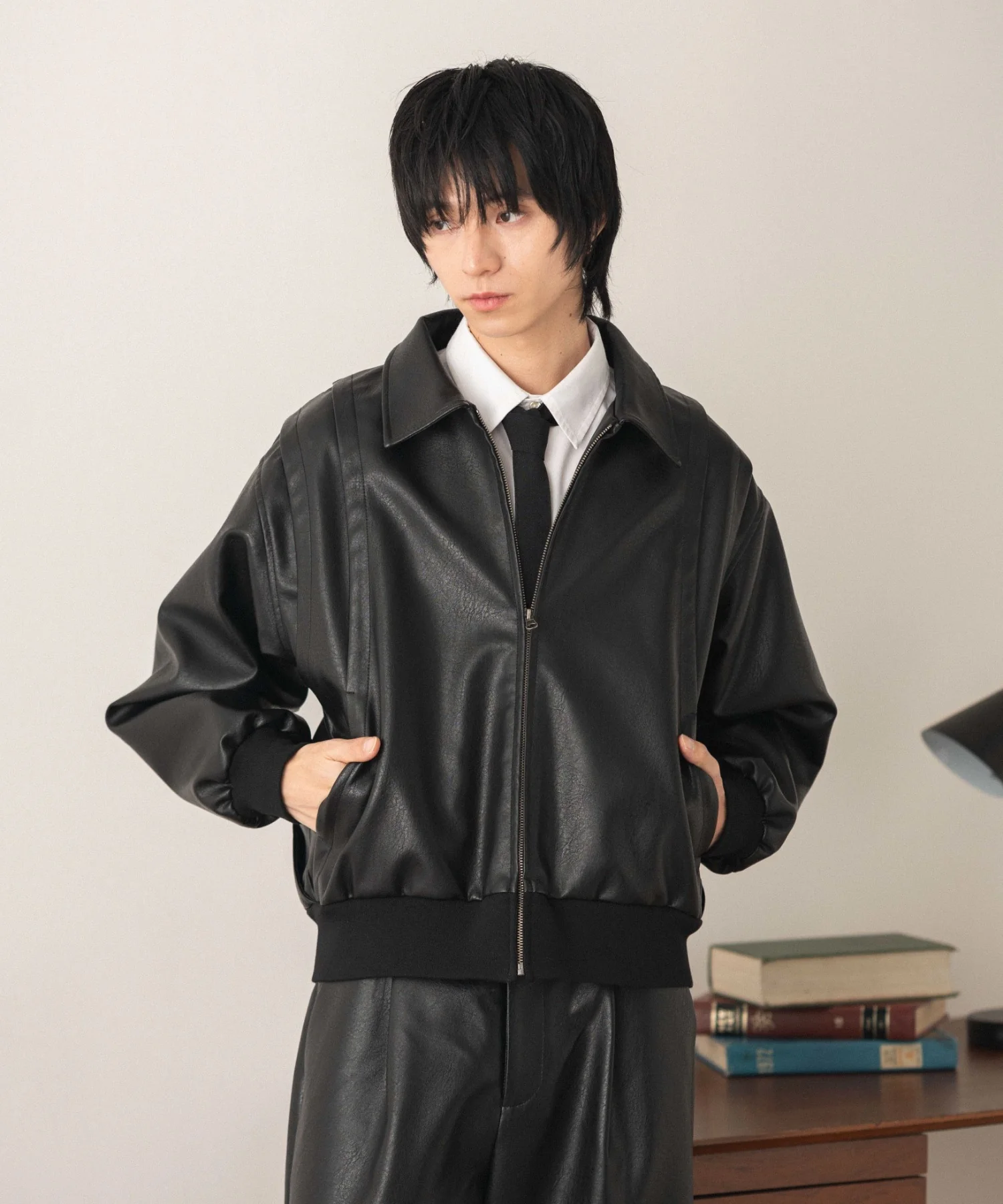 PUタックボンバージャケット - Image 7