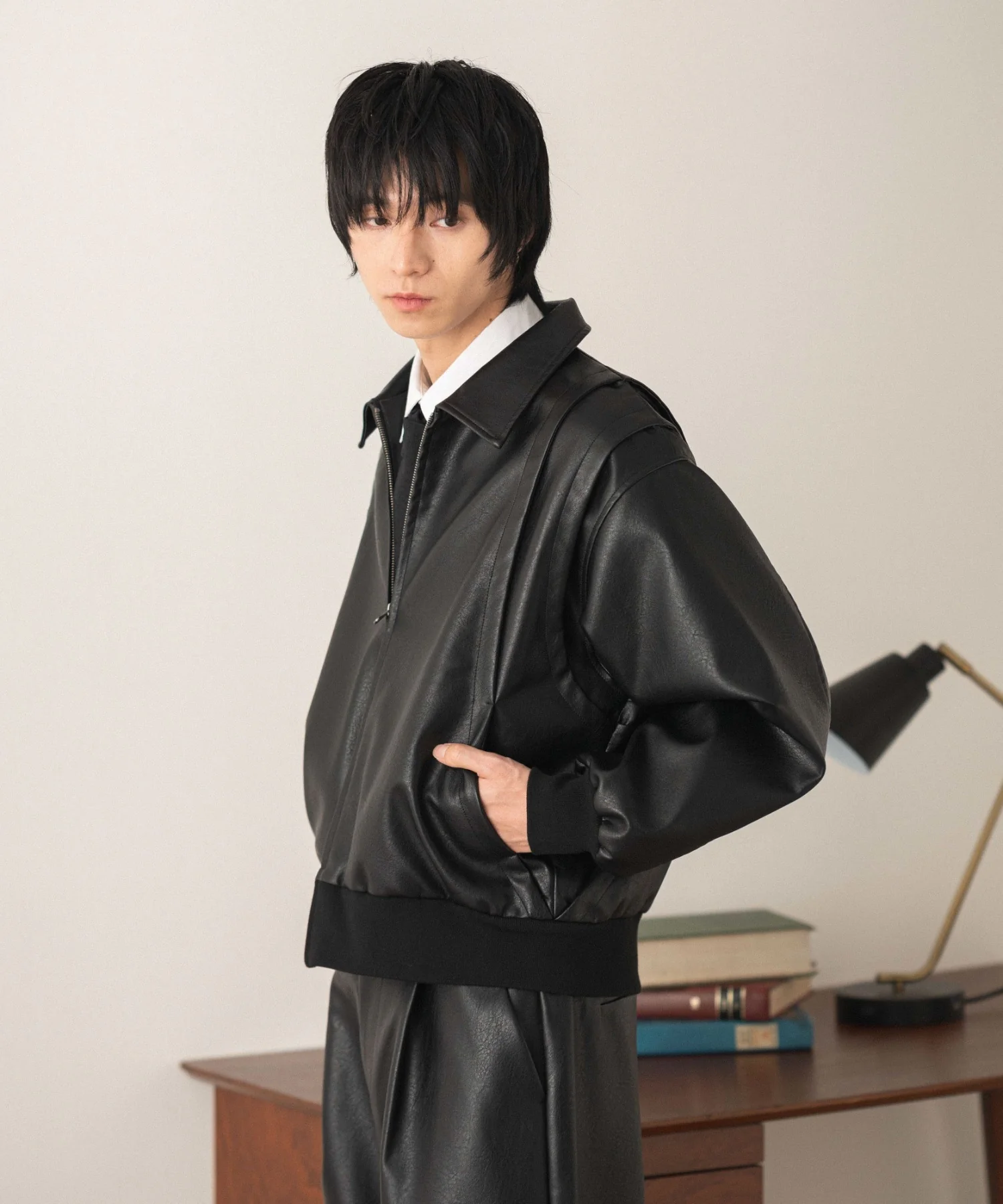PUタックボンバージャケット - Image 8