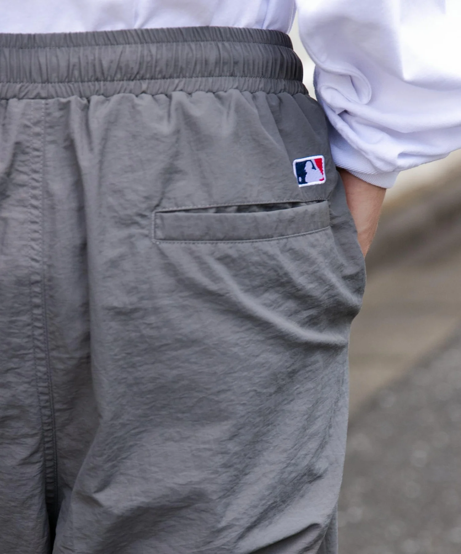 MLB|別注ナイロンイージーパンツ - Image 10