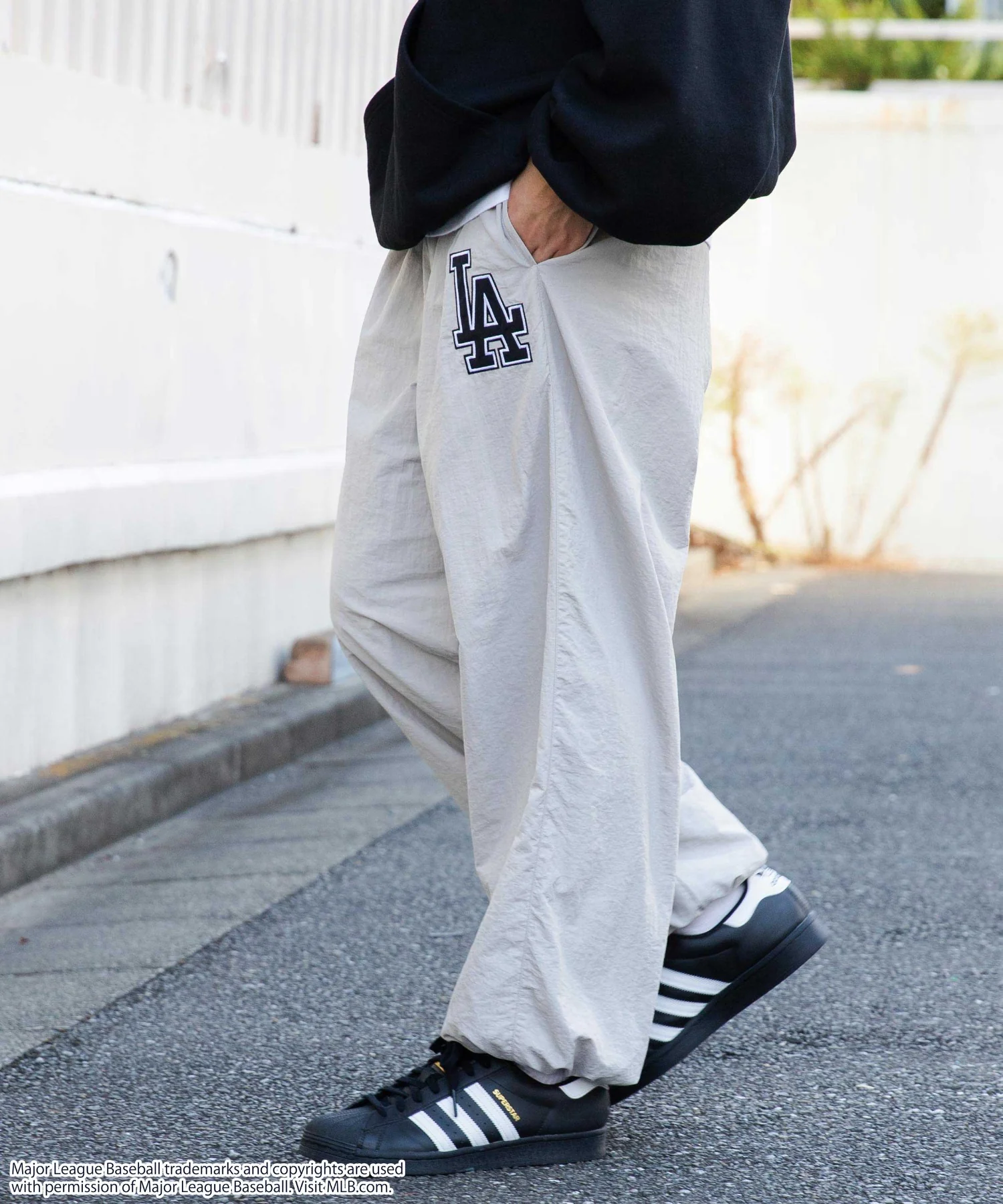 MLB|別注ナイロンイージーパンツ - Image 2