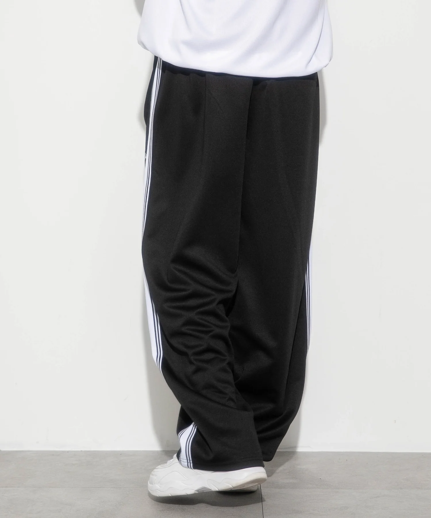 別注FILAライントラックパンツ - Image 12