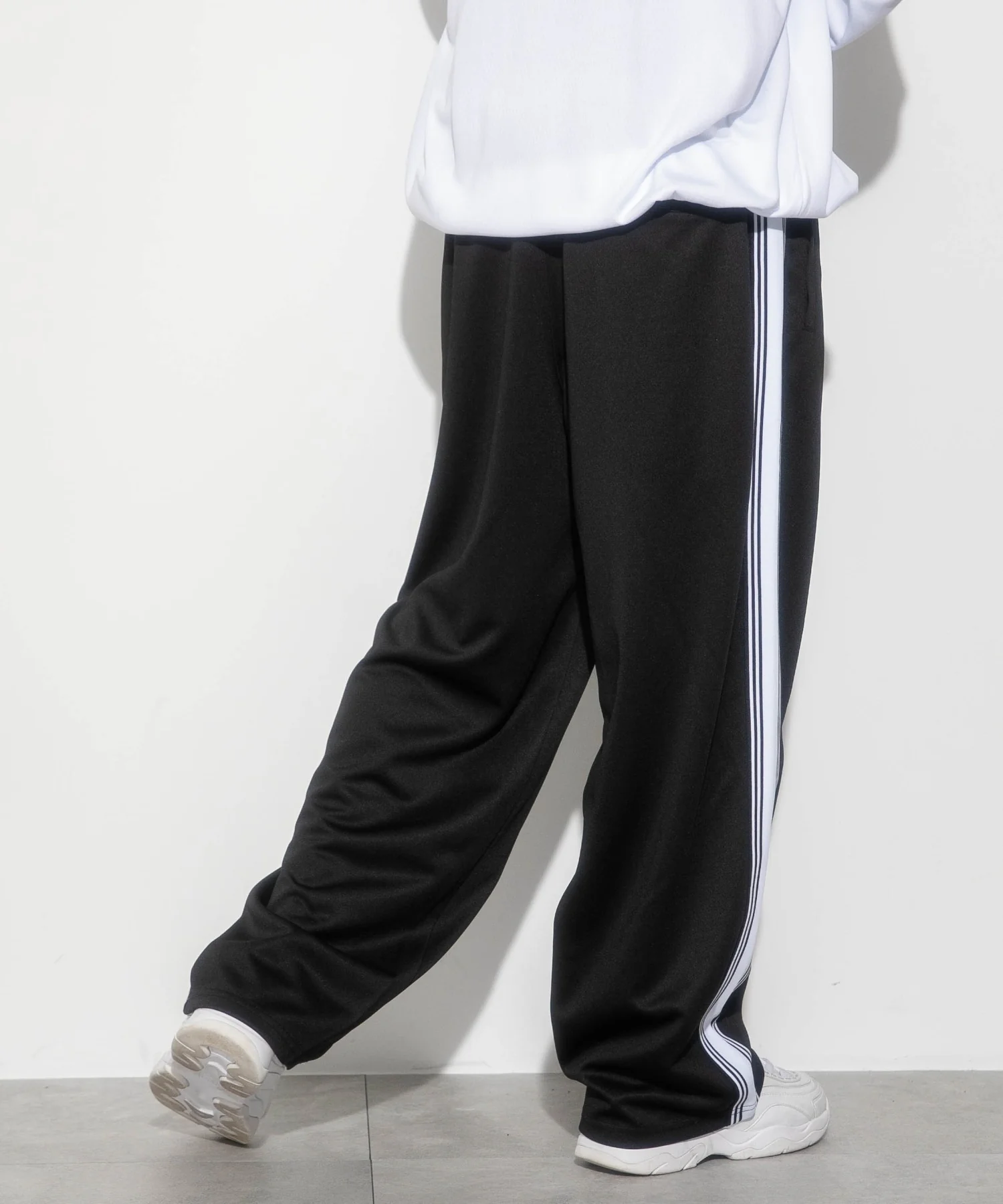 別注FILAライントラックパンツ - Image 13