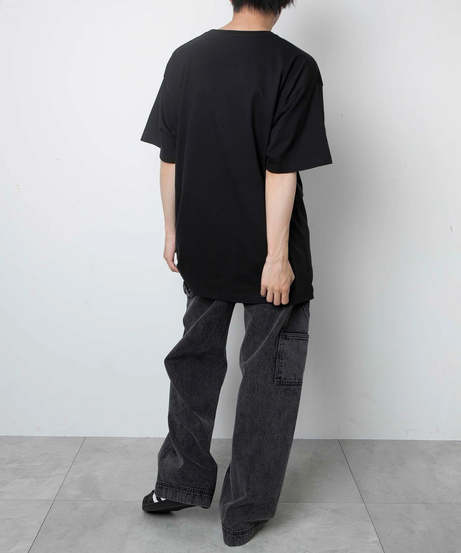 放課後アート部Tシャツ（Anna） - Image 9