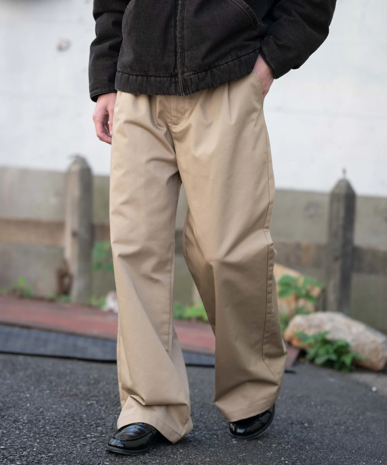 別注RED　KAPタックワイドチノパンツ - Image 13